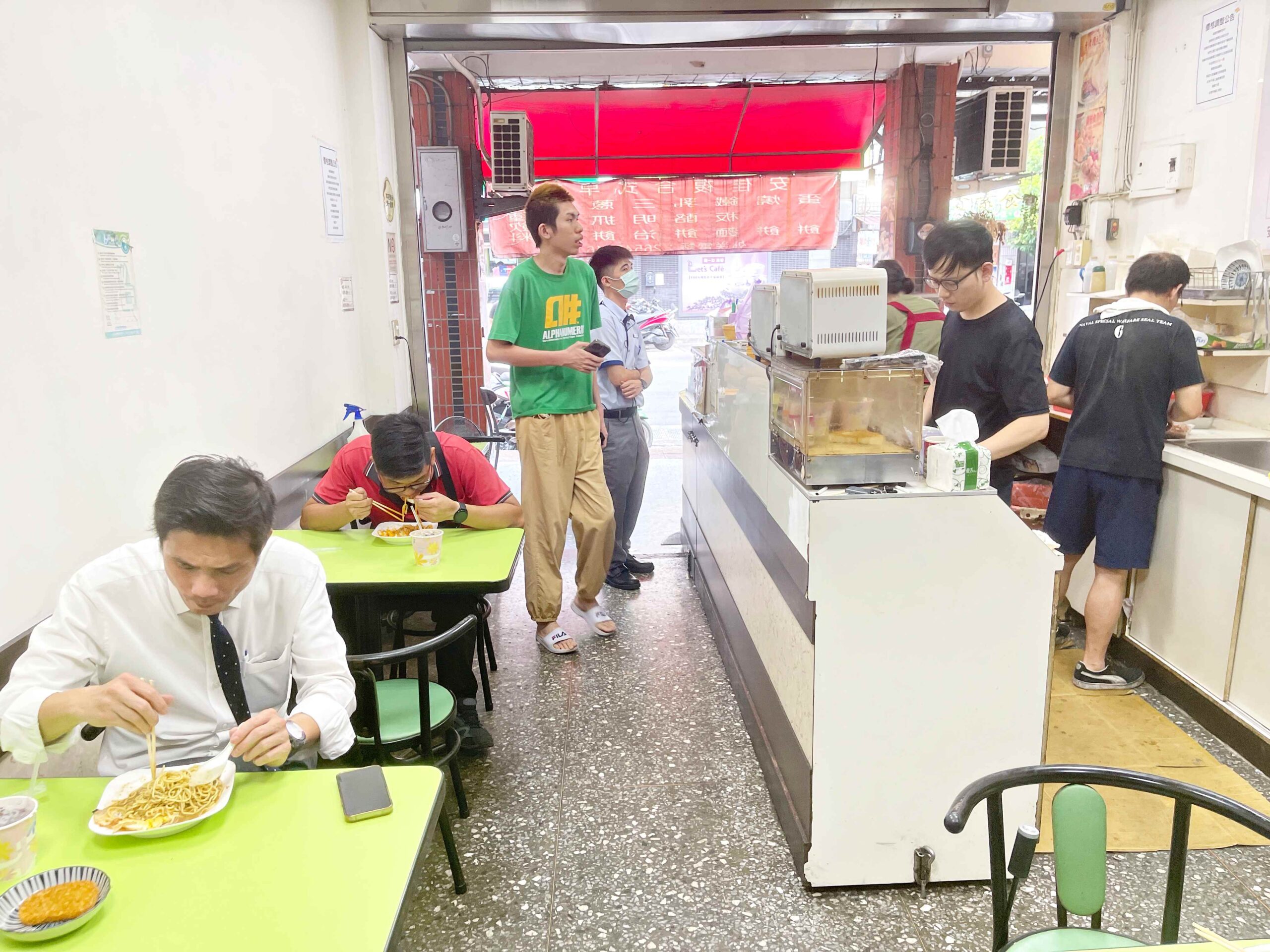 【南港美食】安佳複合式餐點，昆陽粗飽早午餐推薦 (菜單) (二訪更新) @厚片嘴角帶便當