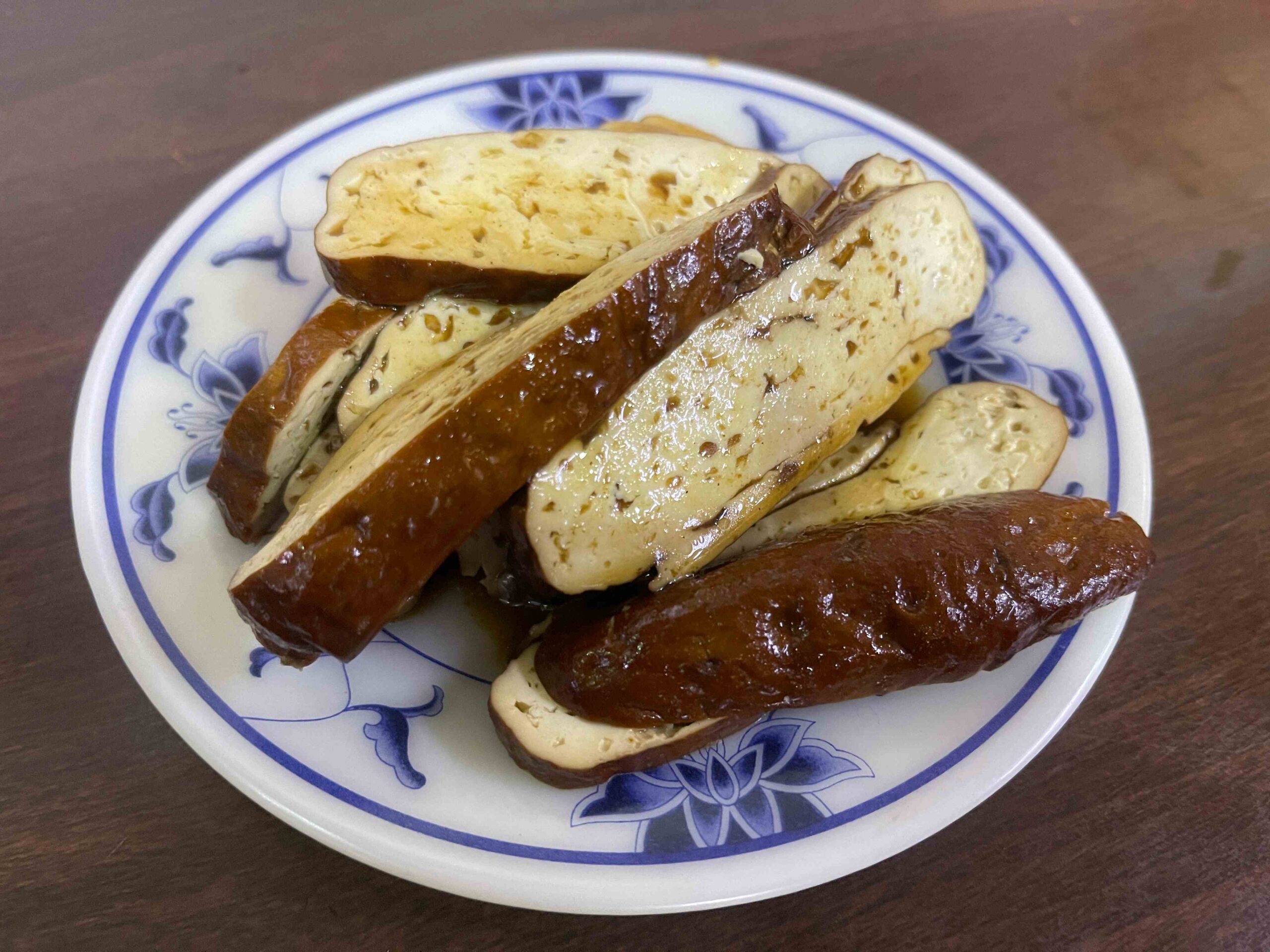 【南港美食】昆陽牛肉麵，我以為是泡麵，好吃推薦！(菜單) @厚片嘴角帶便當