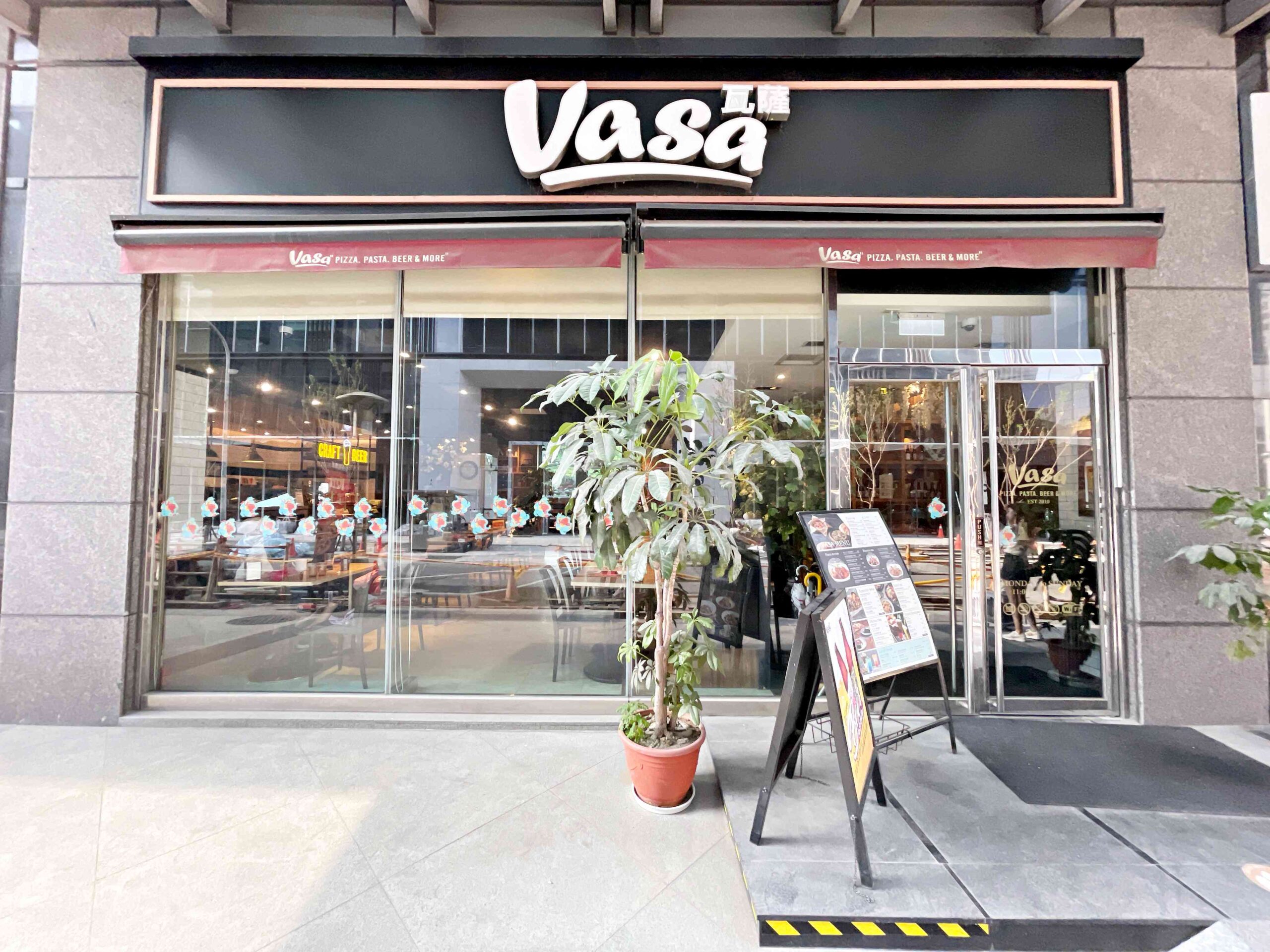 【內湖美食】VASA 瓦薩美式餐廳，千則高評價一探究竟 (菜單) (類寵物友善) @厚片嘴角帶便當