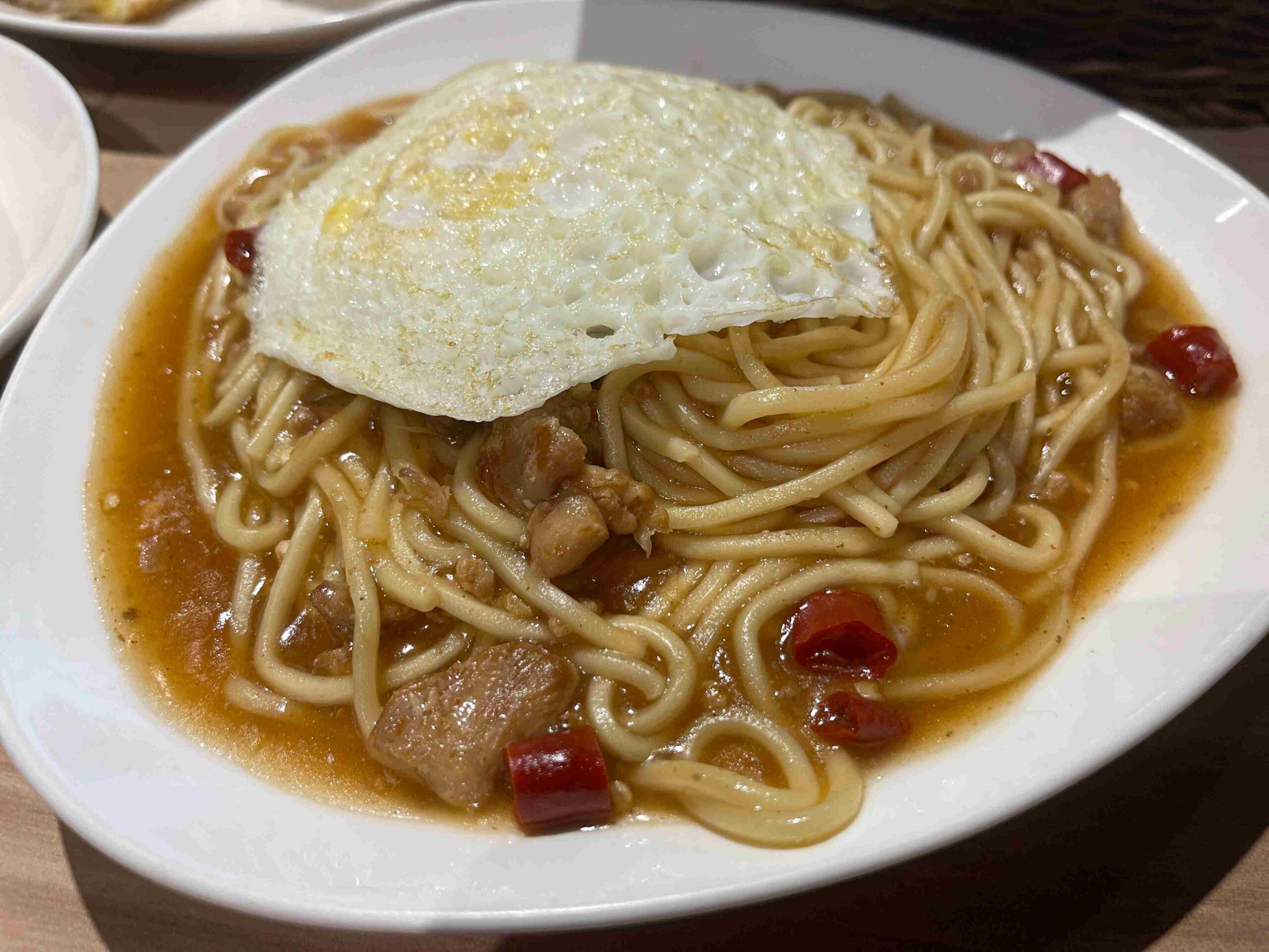 【南港美食】南港人 早午餐，早午餐微雷不推薦 (菜單) @厚片嘴角帶便當