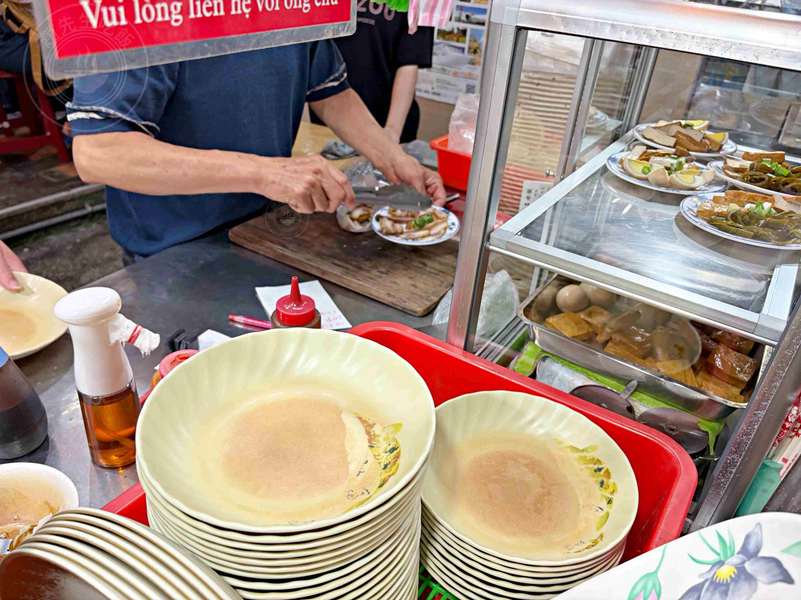 【景美夜市美食】楊家手工水餃，在地人瘋排飽滿三十年爆汁韭菜水餃推薦！(菜單) @趙先生吃飯