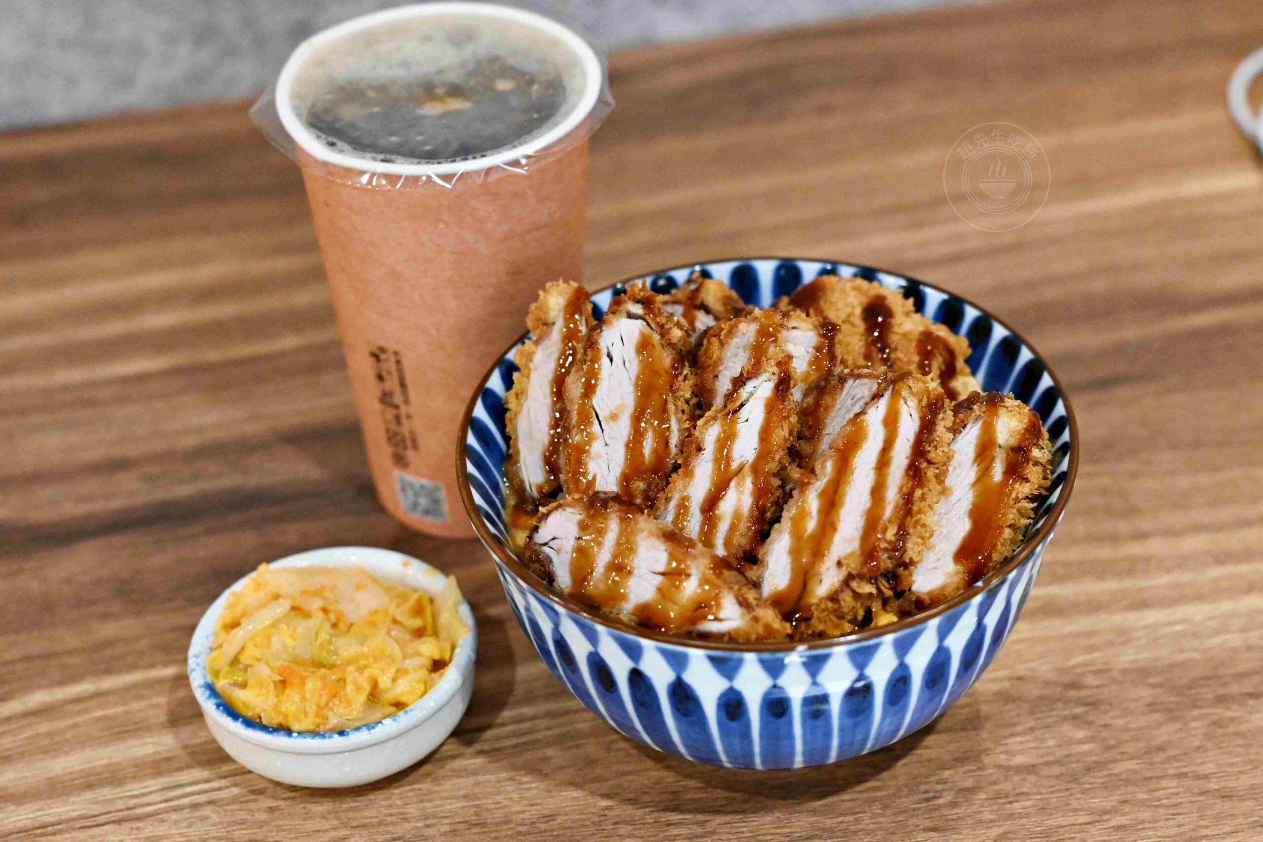 【中山國中美食】肥豚屋豬排食堂，每天限量35份，太晚來真的就沒！(菜單) @趙先生吃飯