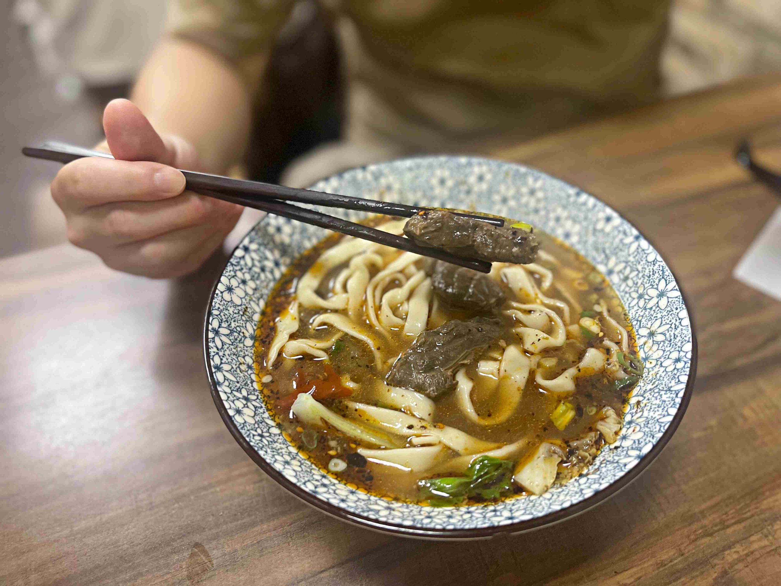 【內湖美食】川香園小館，東湖超強川味餐廳！ (菜單) @厚片嘴角帶便當