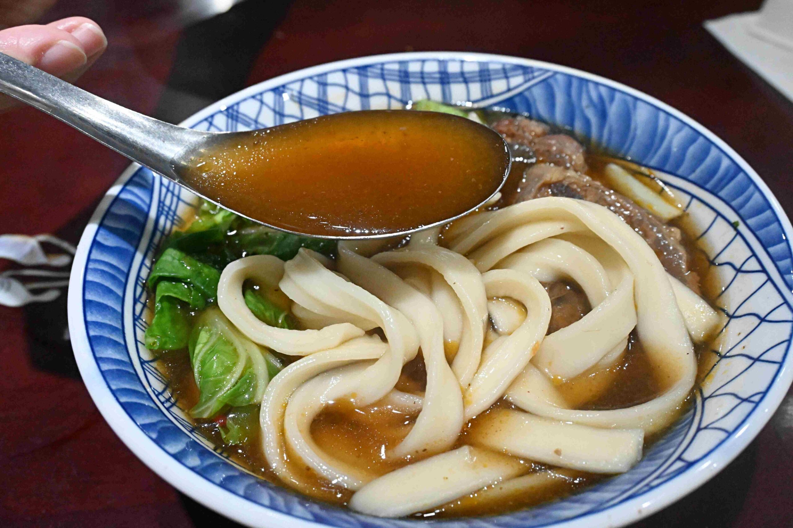 【內湖美食】東引快刀手，什麼都好吃的店推薦 (菜單) @厚片嘴角帶便當