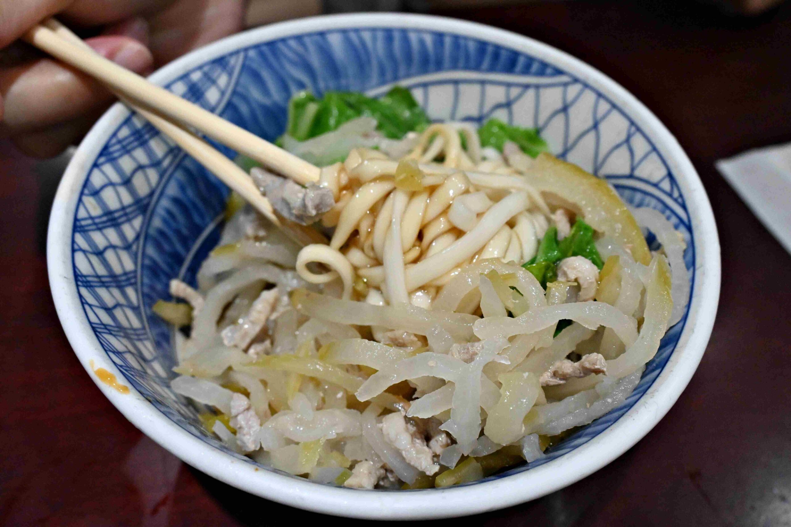 【內湖美食】東引快刀手，什麼都好吃的店推薦 (菜單) @厚片嘴角帶便當