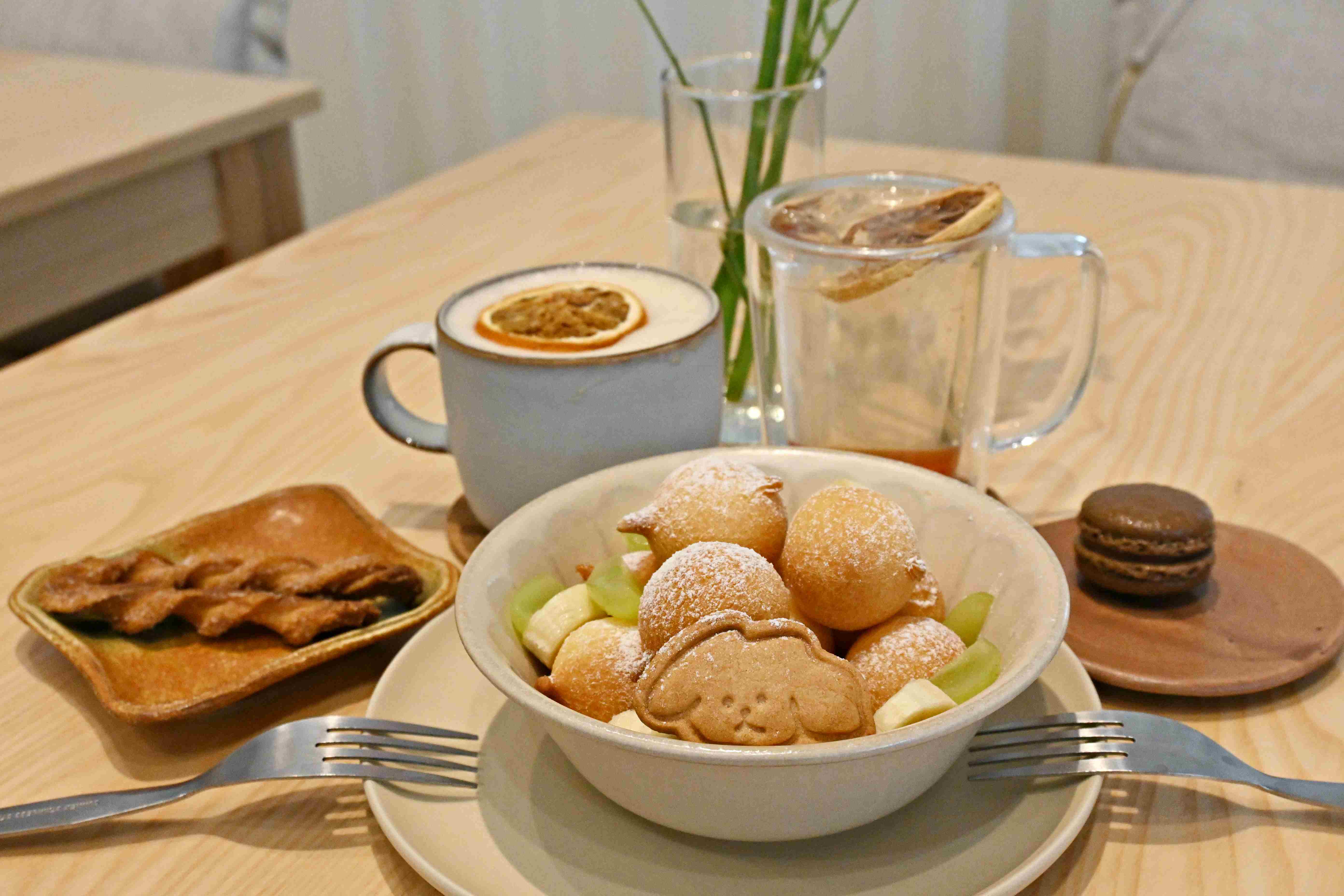 【中山美食】川畝園麵食館，最新！必點什麼大推薦 (菜單) @厚片嘴角帶便當