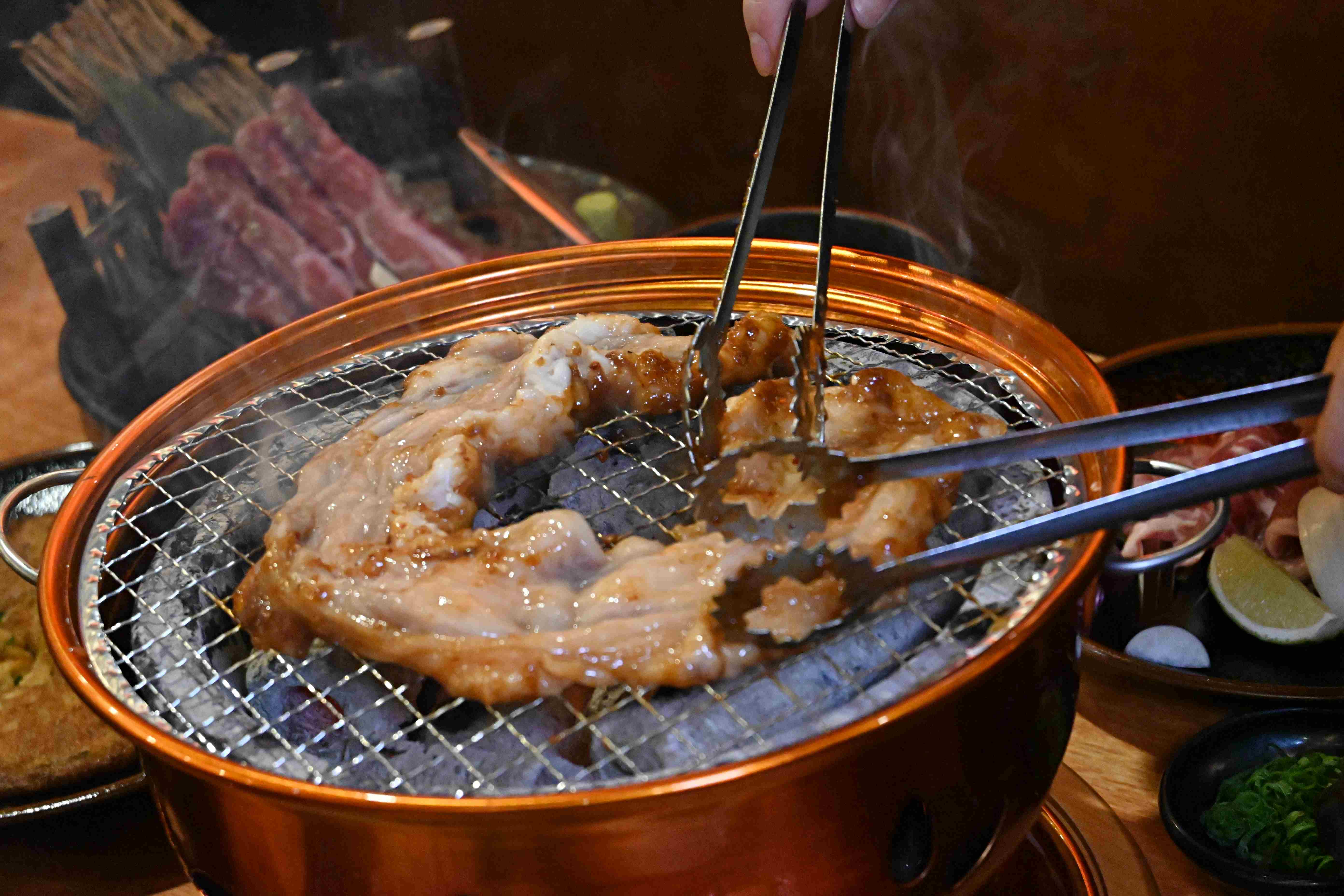 【信義區美食】丸道燒肉，極度日本風味餐廳推薦(菜單) @厚片嘴角帶便當