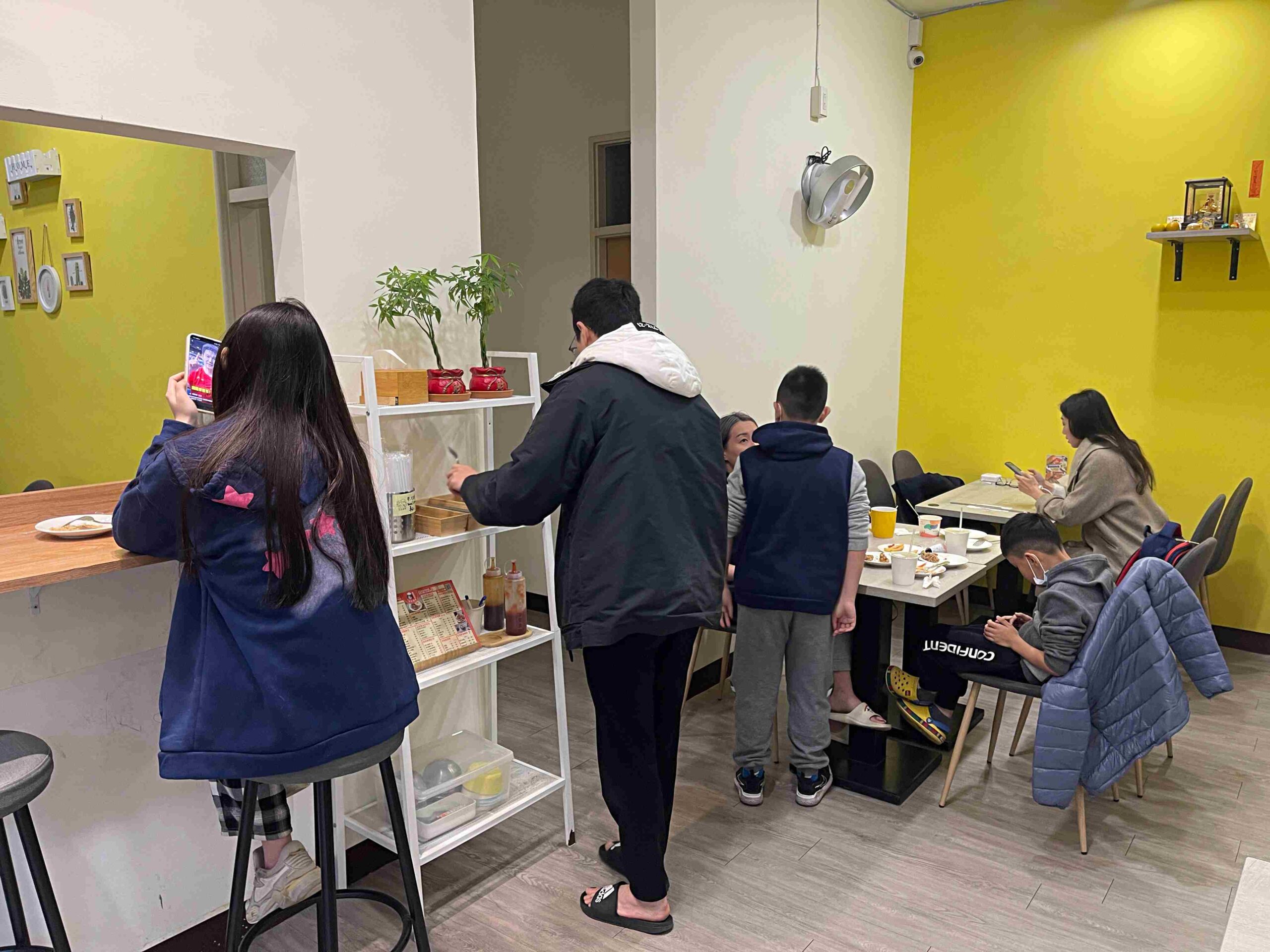 【新莊早午餐推薦】克莉廚房中港店｜平價大份量，近幸福站早午餐超好吃！ @厚片嘴角帶便當