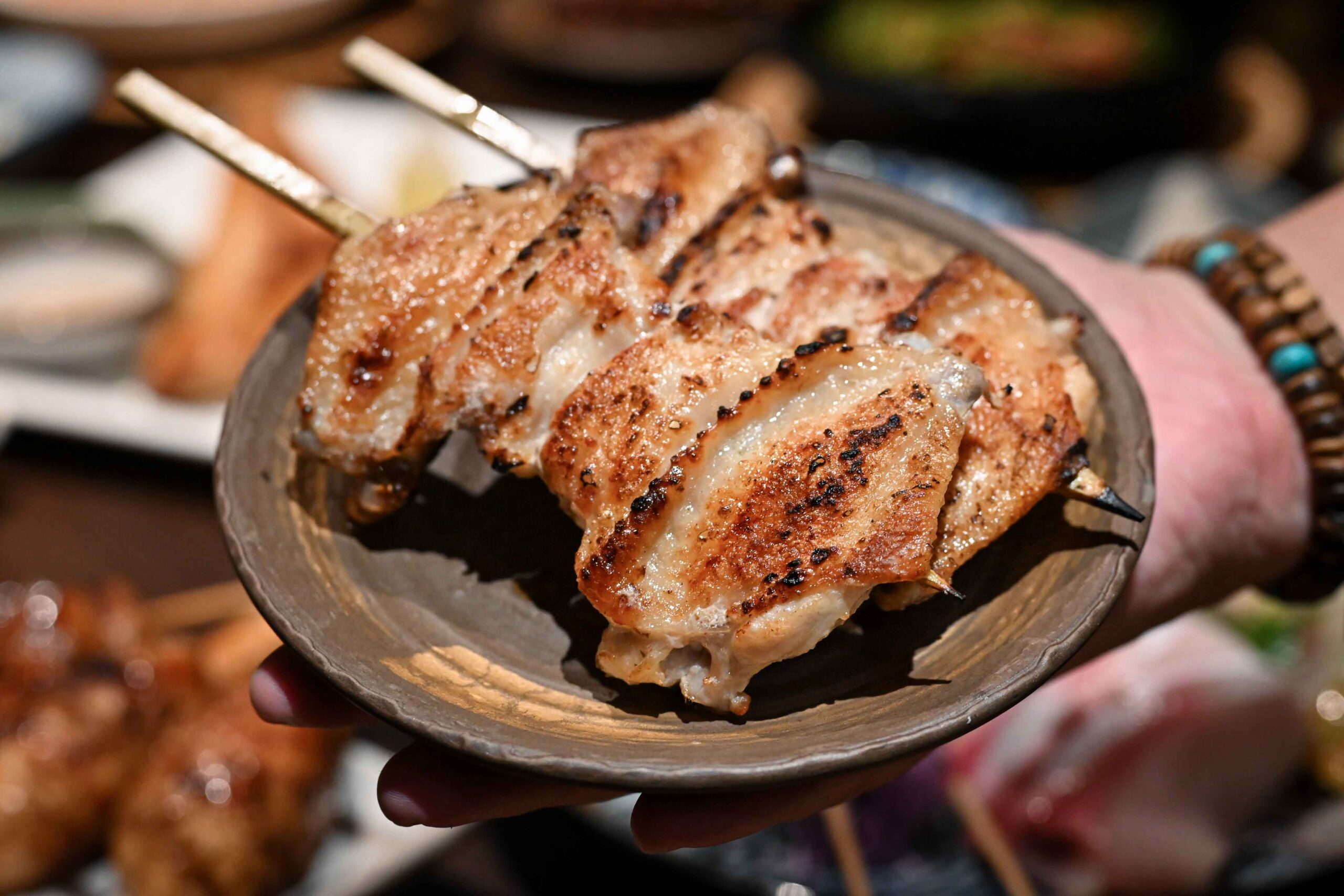 【忠孝復興美食】雞匠串燒：烤功強、餐點穩，不限時聚餐首選！(菜單) @厚片嘴角帶便當