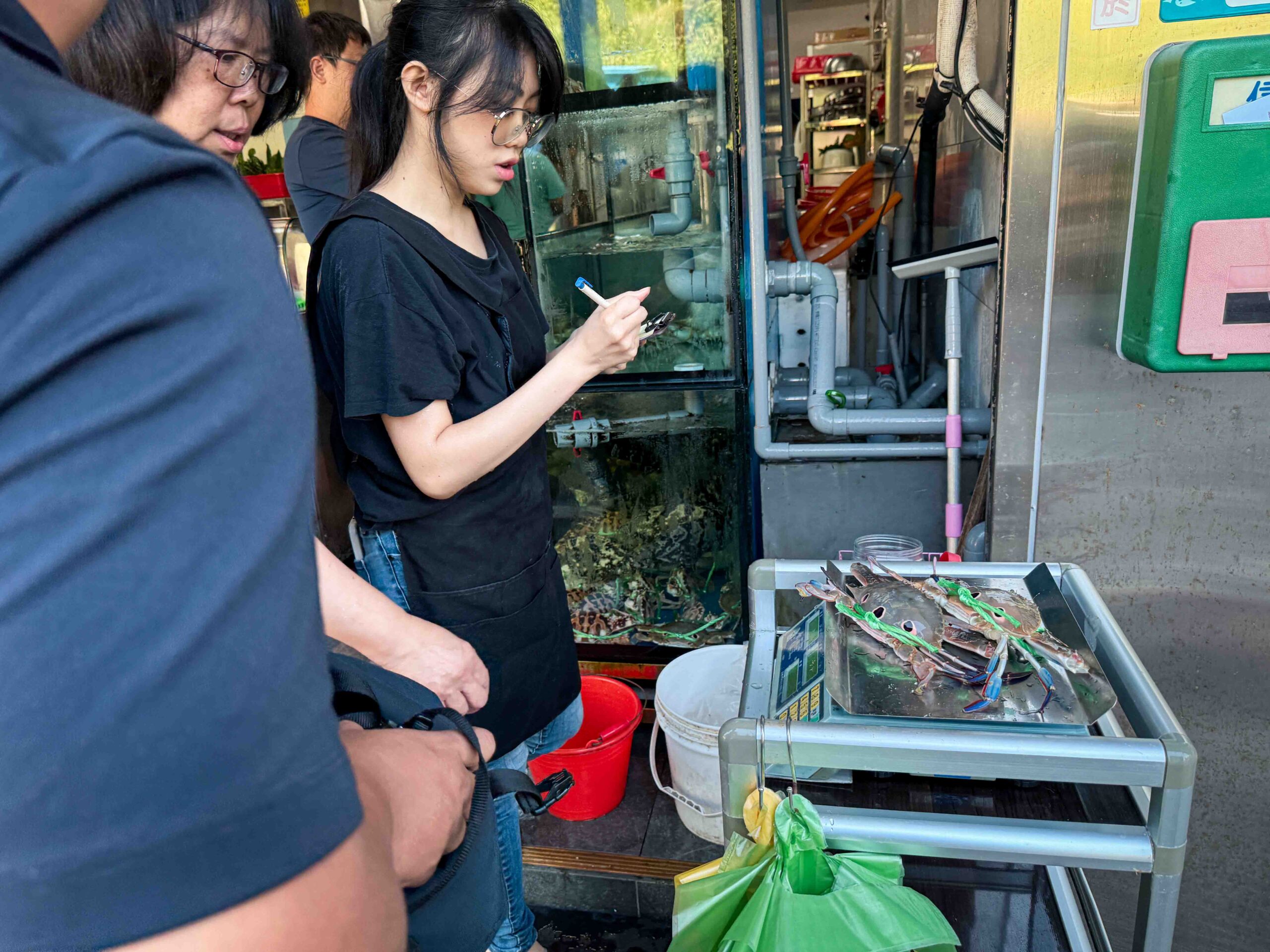 【萬里美食】明發料理坊，龜吼老客人都懂！張師祖再出山，重溫三明美味！(菜單) @厚片嘴角帶便當