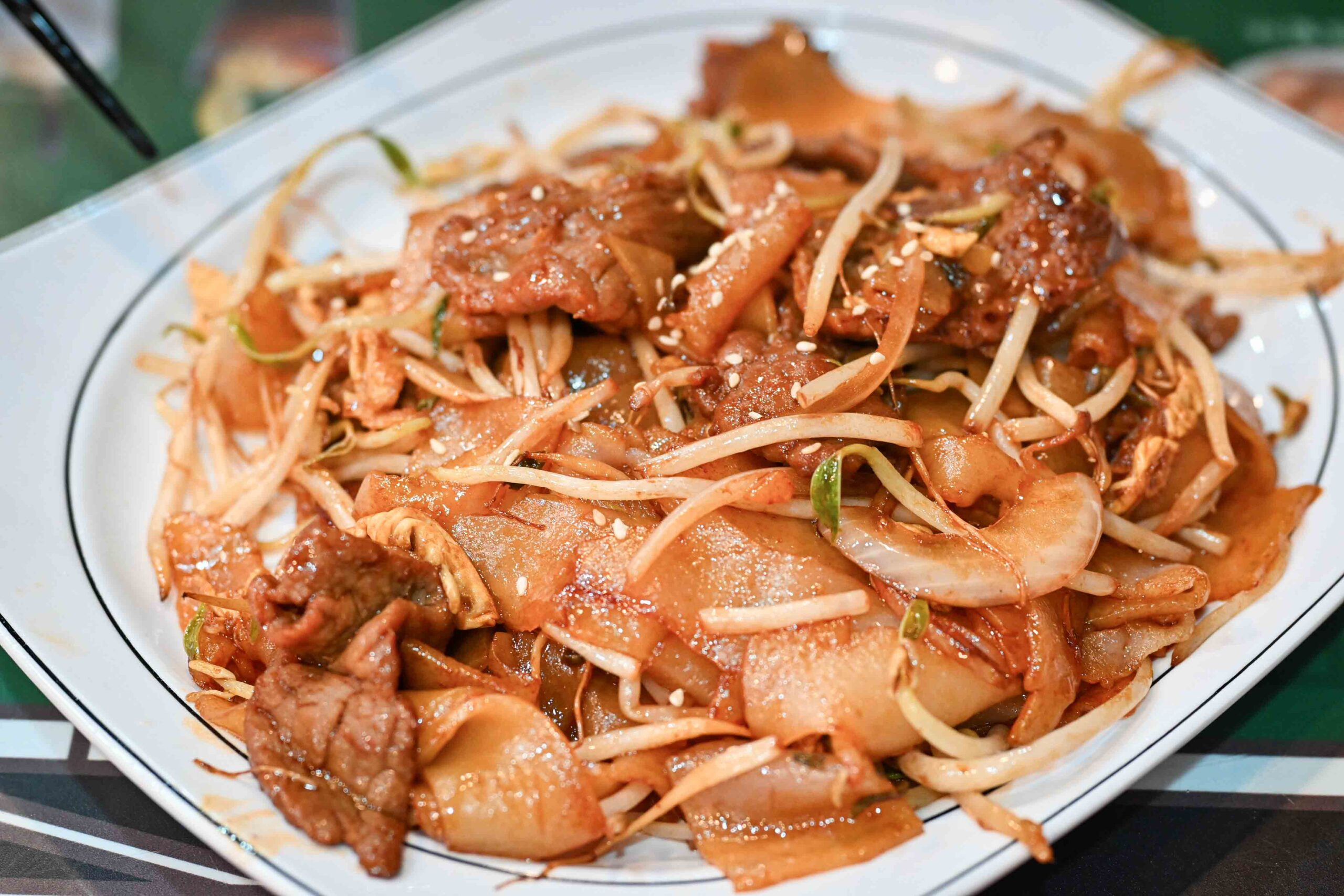 【新埔美食推薦】板橋港豐撈麵飯堂，老饕心中的隱藏版美食天堂 @厚片嘴角帶便當