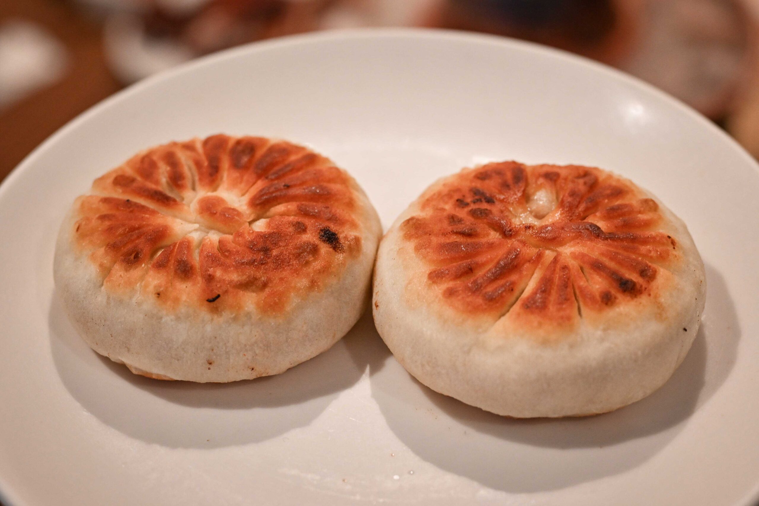 【信義區美食】都一處仁愛店｜七十年老店、米其林必比登推薦的酸菜白肉鍋(菜單) @厚片嘴角帶便當