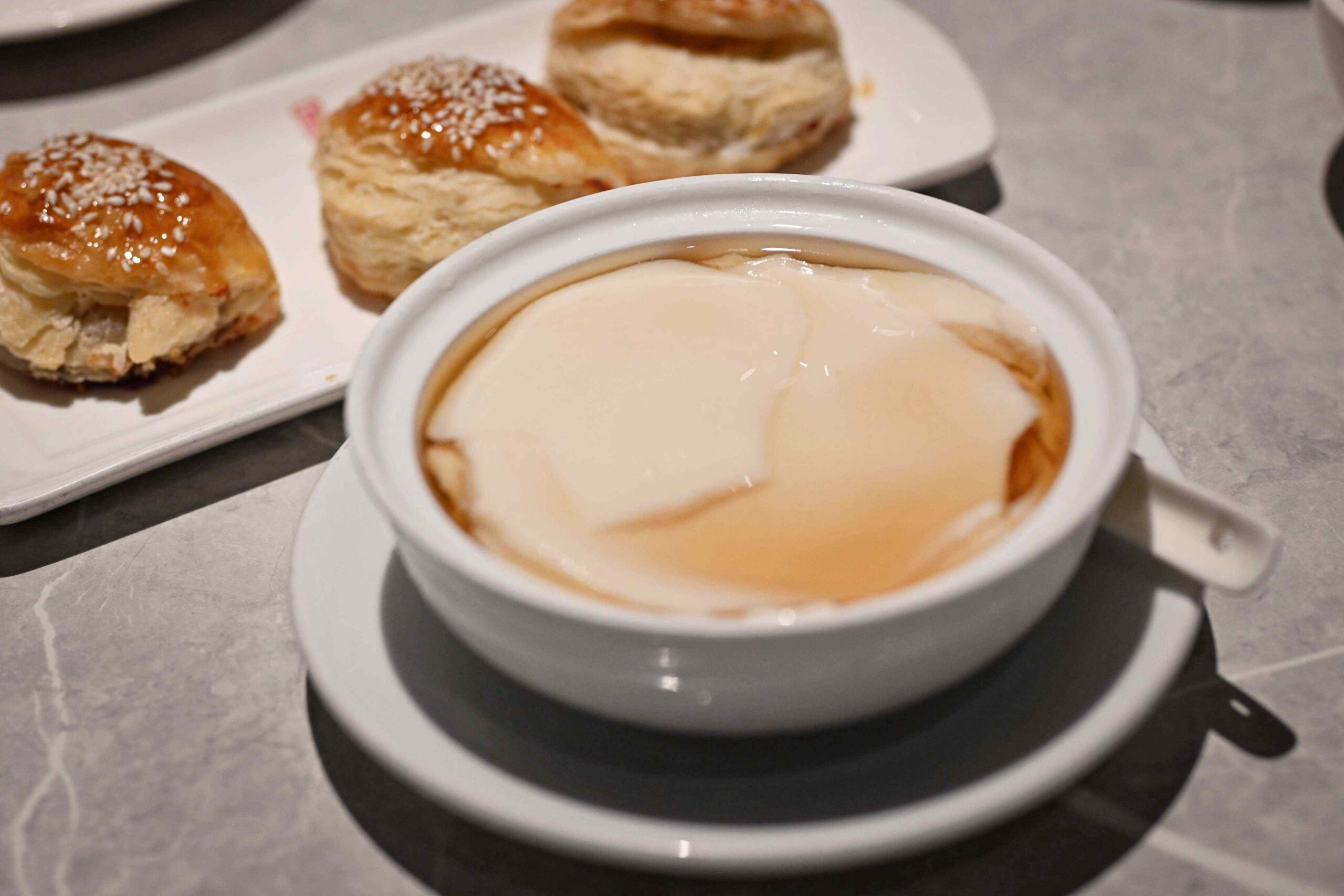 【天母美食】糖朝大葉高島屋店，烤鴨二吃＋人氣港點一次開箱(菜單) @厚片嘴角帶便當
