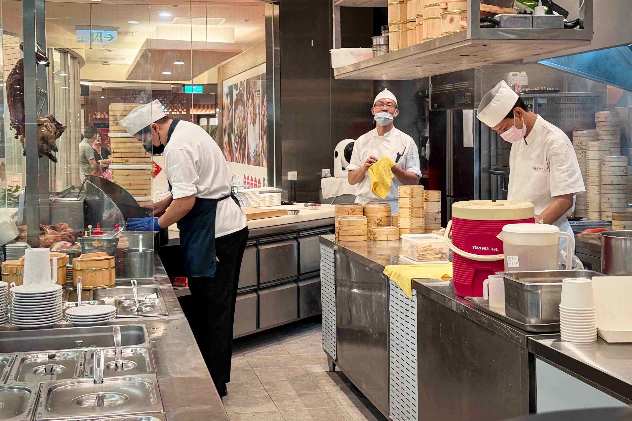 【天母美食】糖朝大葉高島屋店，烤鴨二吃＋人氣港點一次開箱(菜單) @厚片嘴角帶便當