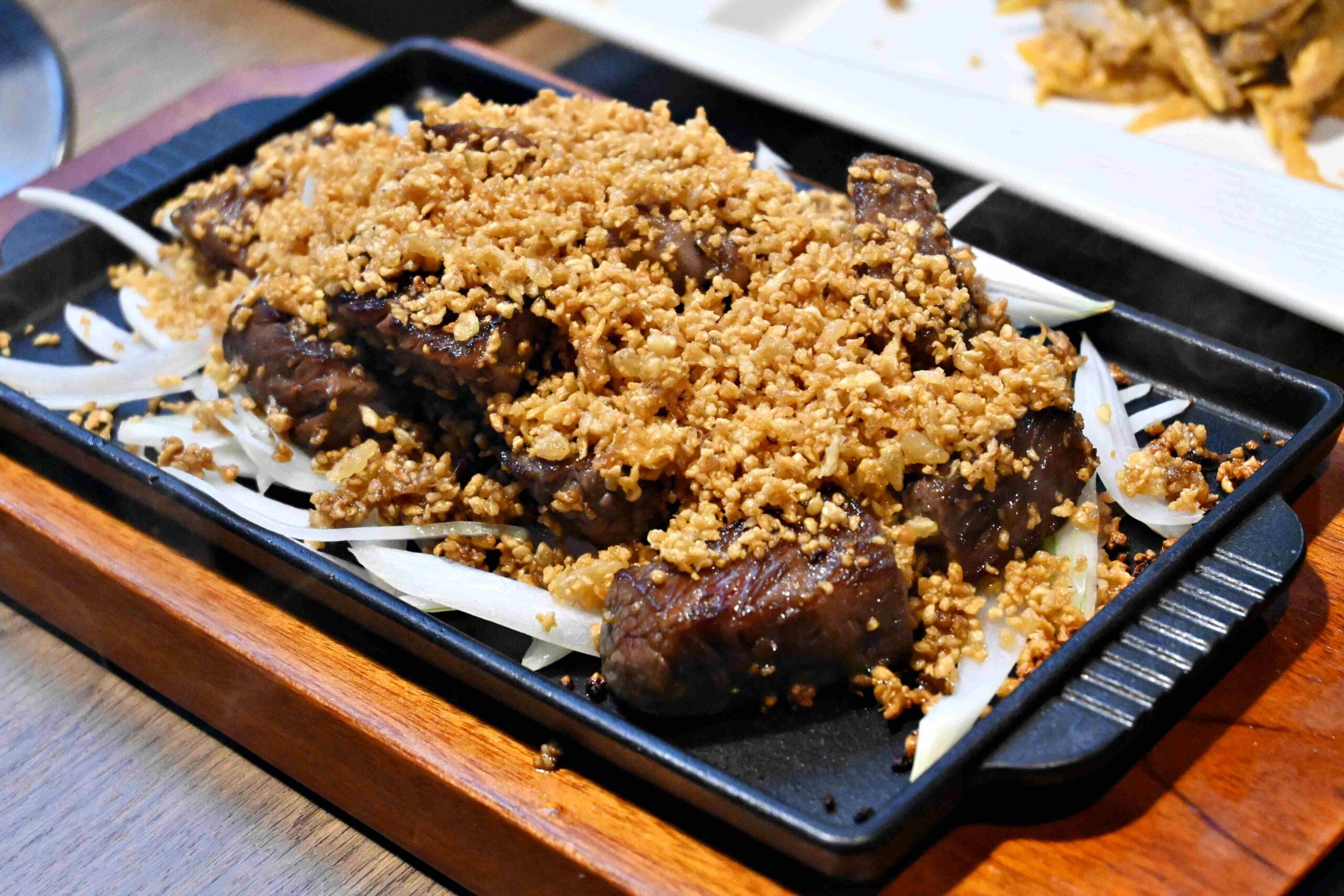 【中山區火鍋】牛富溫體涮牛肉｜晚餐宵夜首選，溫體牛涮鍋配熱炒超過癮(菜單) @厚片嘴角帶便當