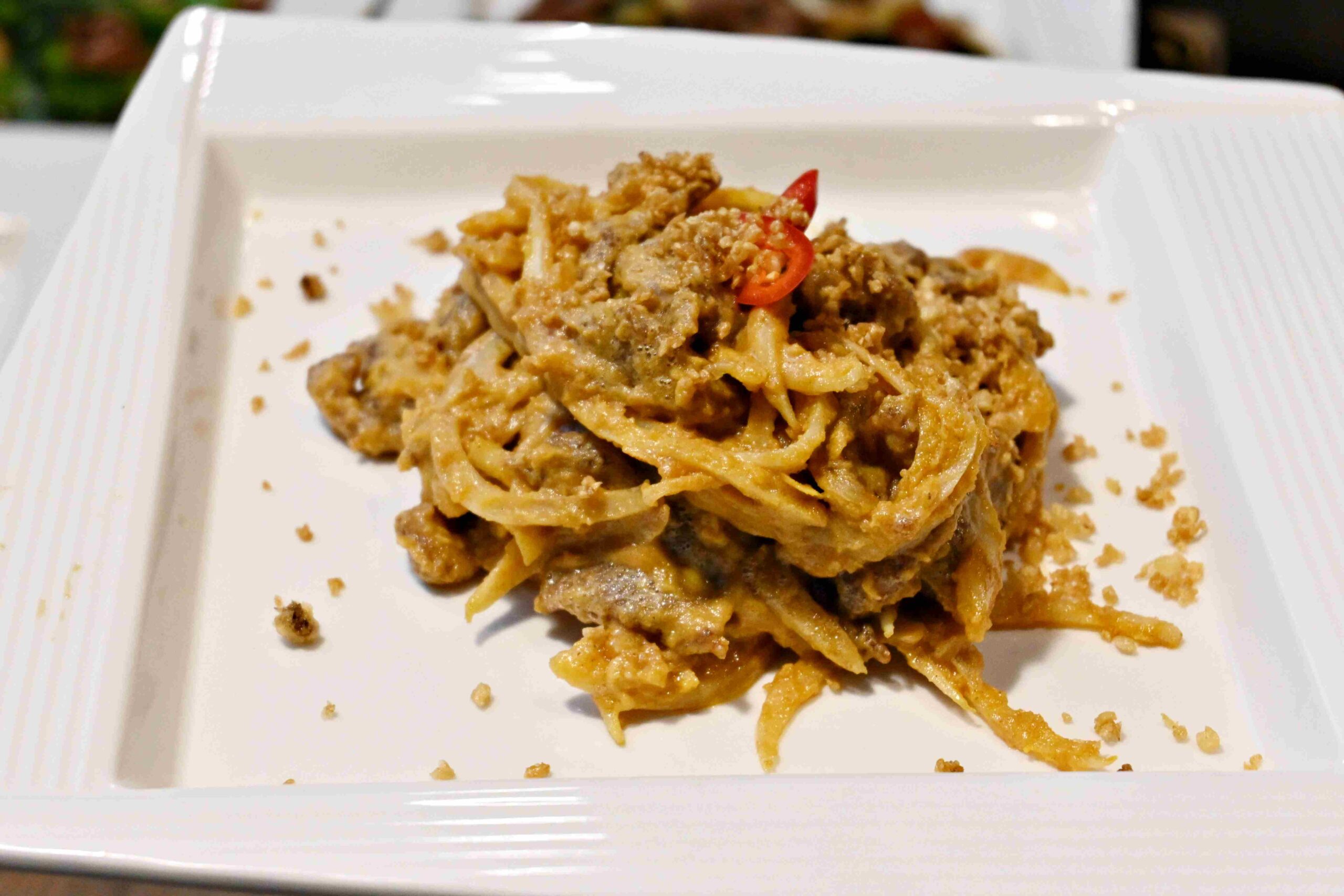 【中山區火鍋】牛富溫體涮牛肉｜晚餐宵夜首選，溫體牛涮鍋配熱炒超過癮(菜單) @厚片嘴角帶便當