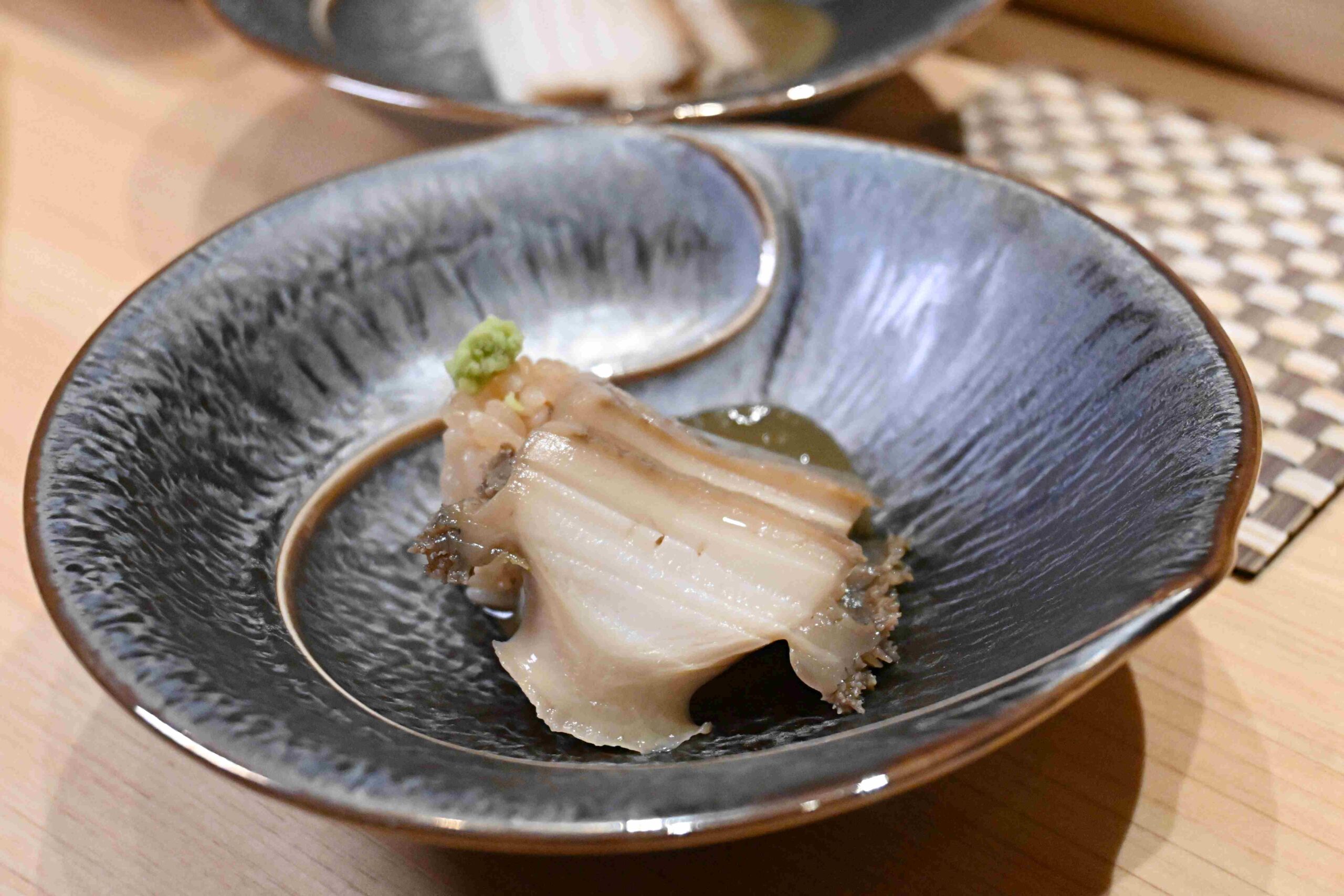 【大安區美食】鮨寓｜信義安和站最新隱藏版無菜單壽司，預約制高級日料推薦 @厚片嘴角帶便當