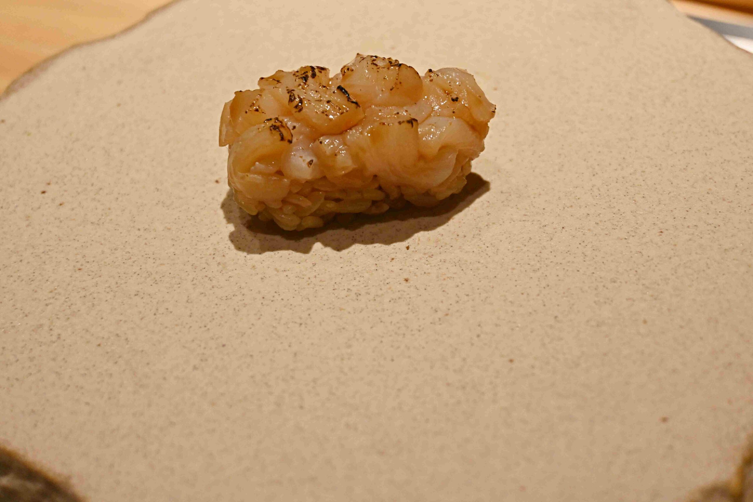 【大安區美食】鮨寓｜信義安和站最新隱藏版無菜單壽司，預約制高級日料推薦 @厚片嘴角帶便當