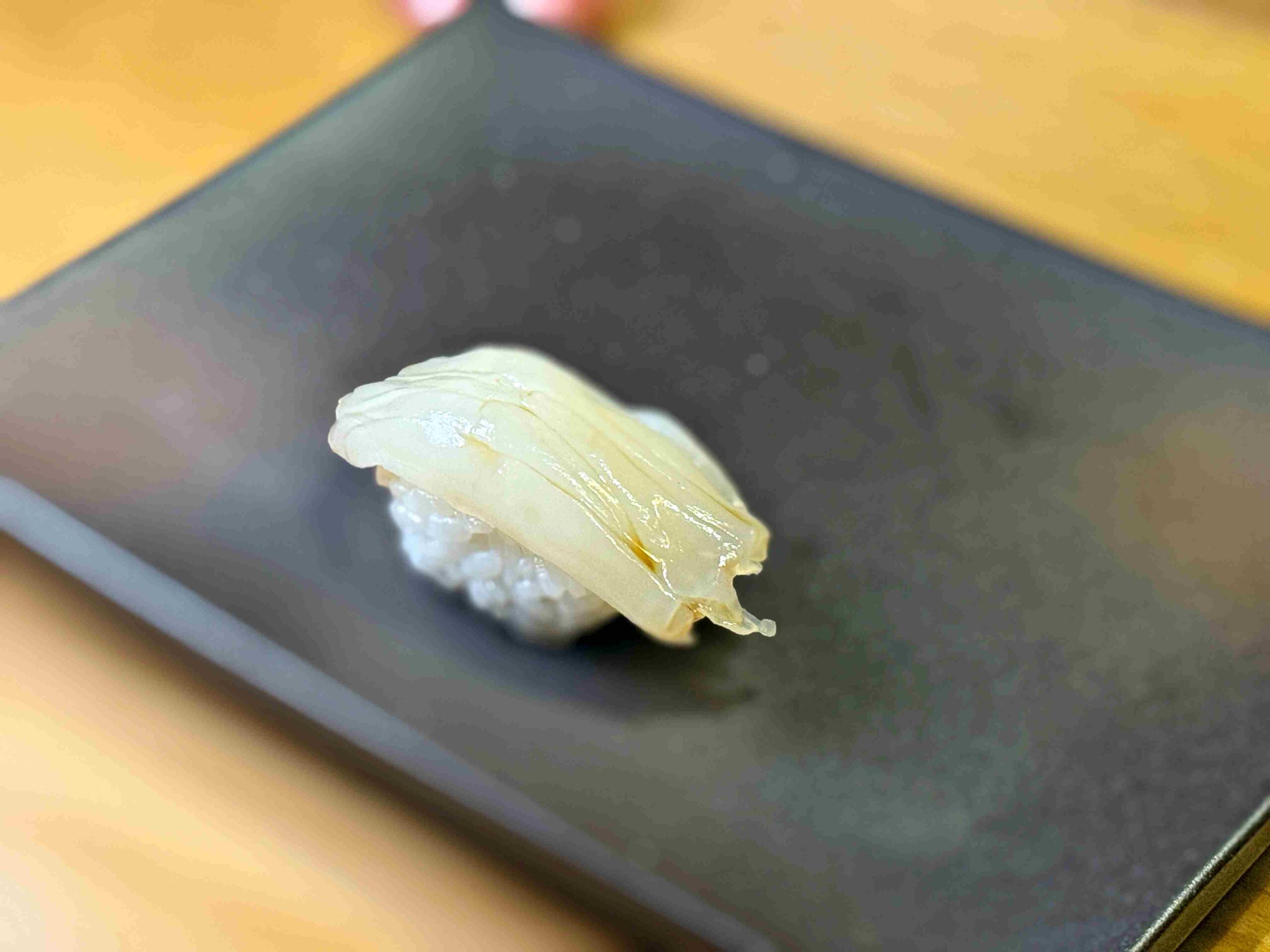 【新莊美食】觀醬手 · 寿司無菜單日式料理｜1980元板前日料體驗，隱藏巷弄的高CP值無菜單推薦 @厚片嘴角帶便當