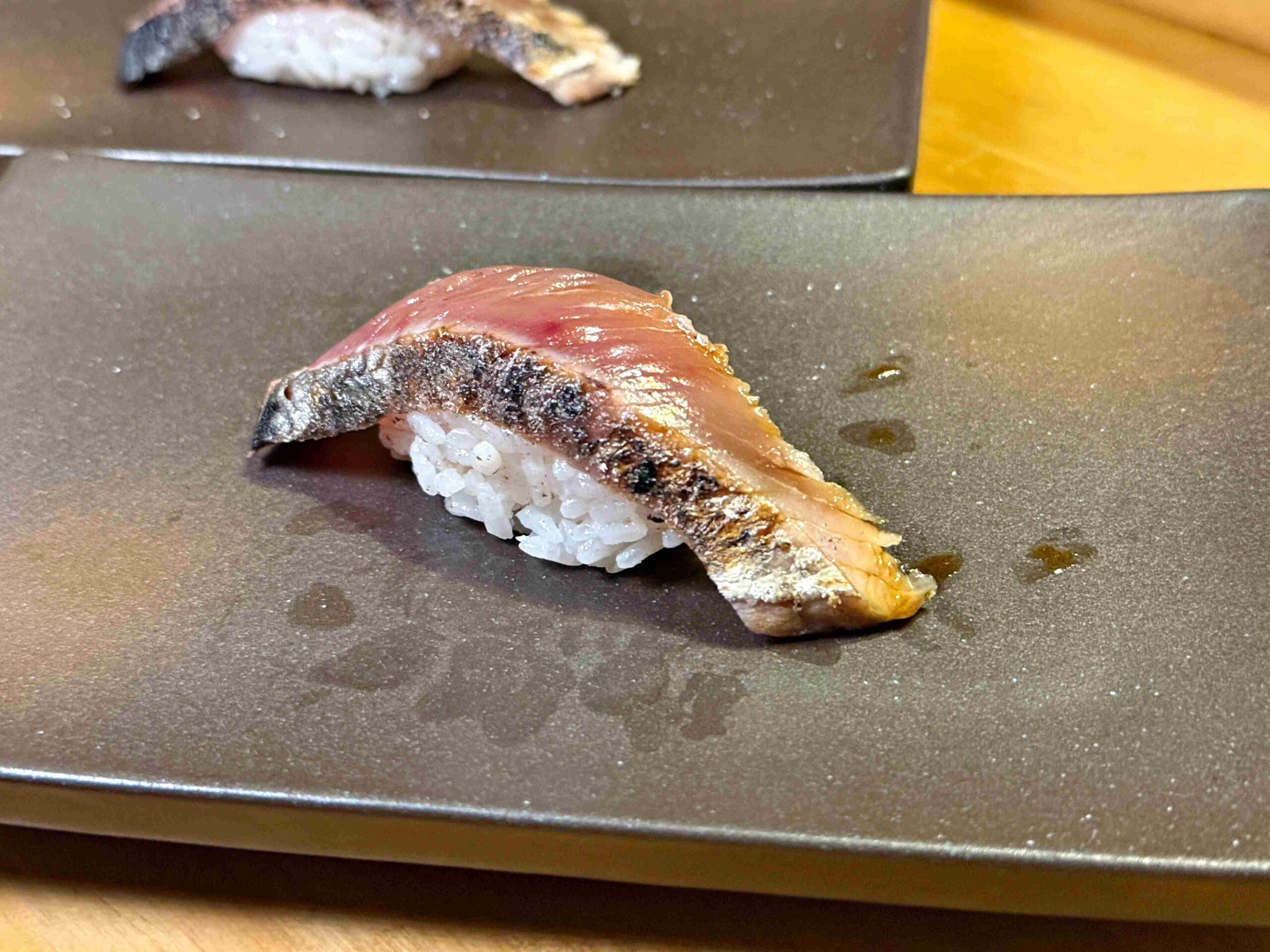 【新莊美食】觀醬手 · 寿司無菜單日式料理｜1980元板前日料體驗，隱藏巷弄的高CP值無菜單推薦 @厚片嘴角帶便當