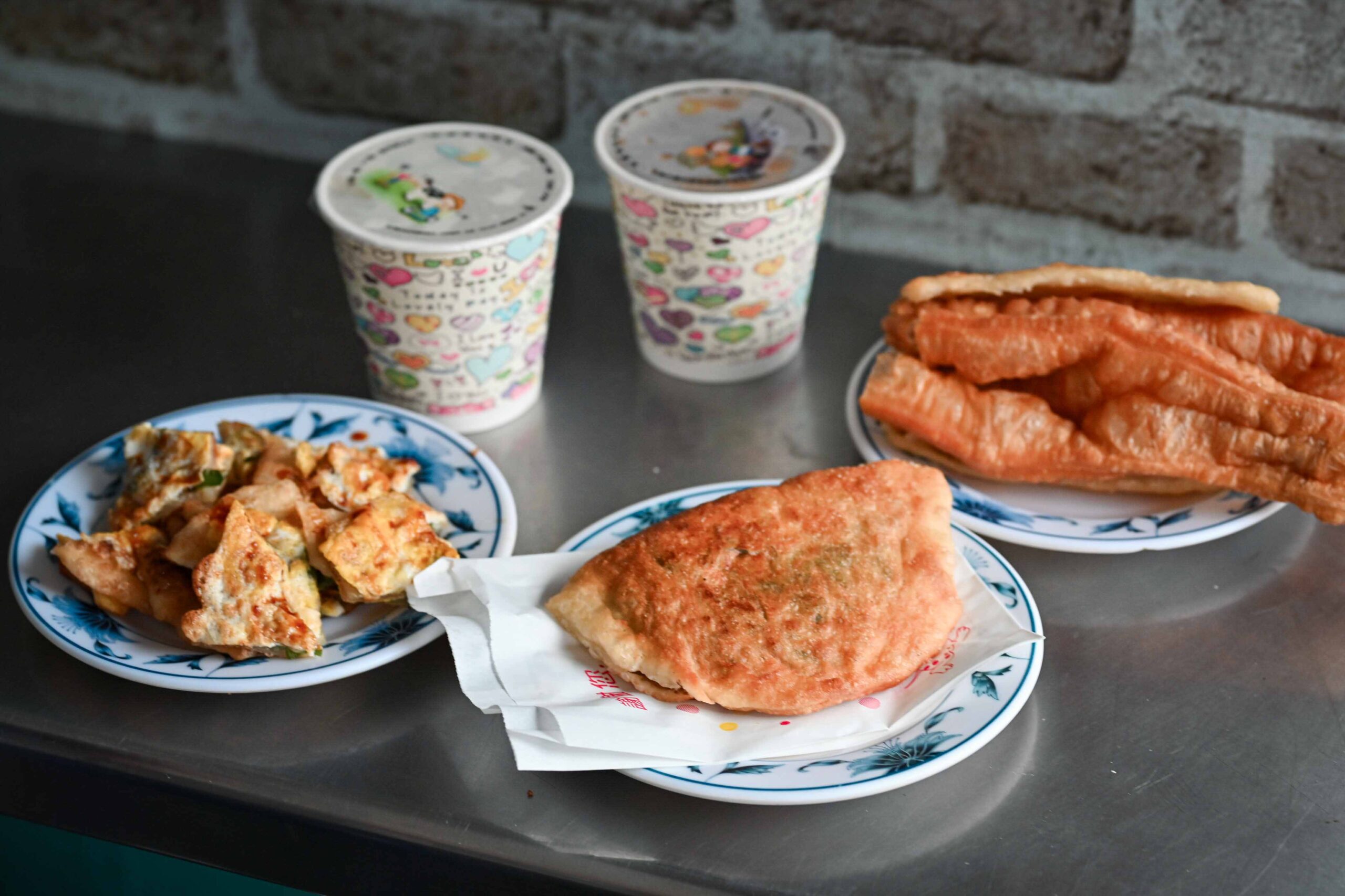 【板橋新莊美食推薦】瑪賀牛肉麵全攻略：在地人激推前二名牛肉麵，紅燒、蕃茄湯頭都強到沒話說！(菜單) @厚片嘴角帶便當
