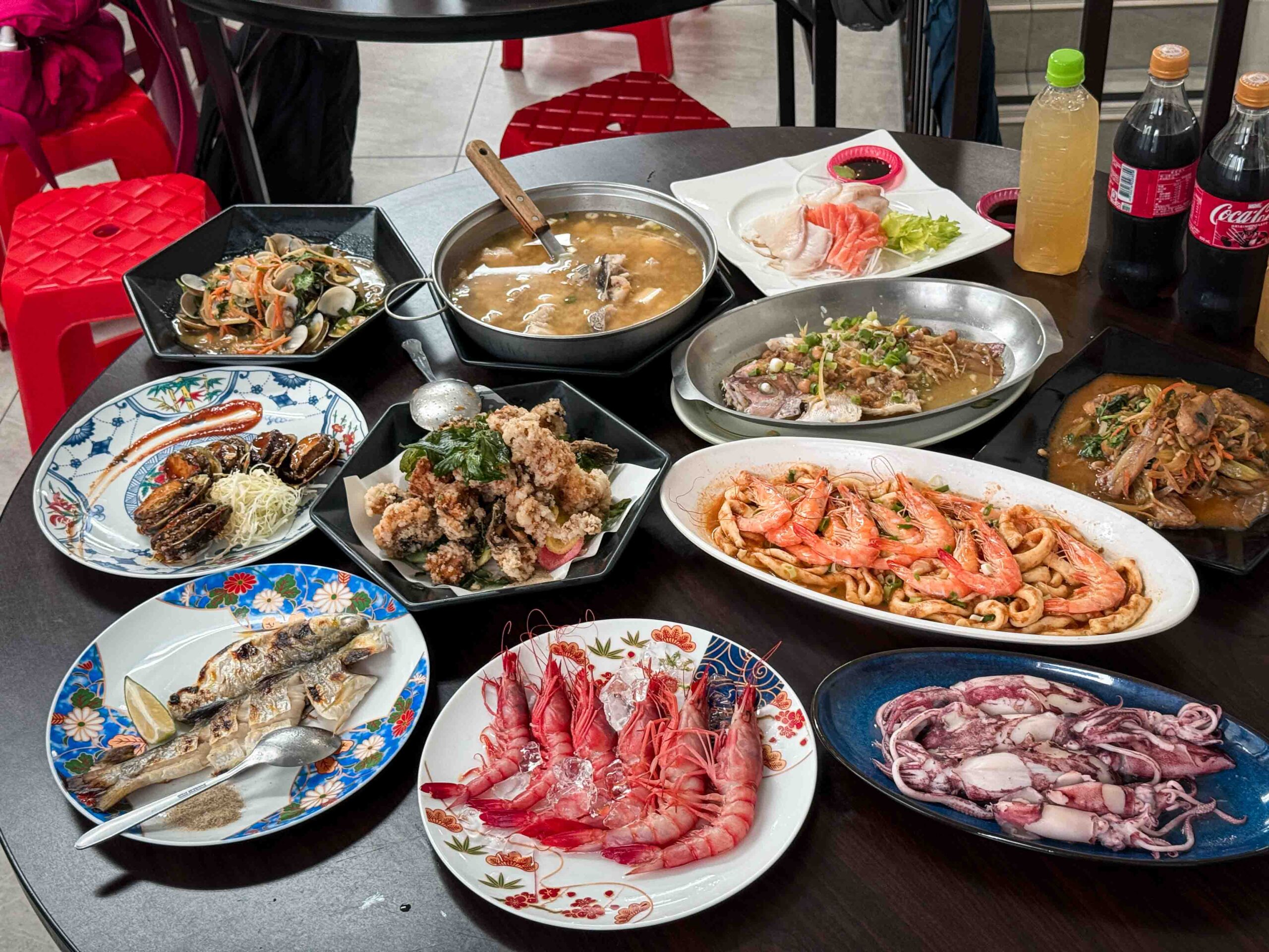 【宜蘭美食推薦】阿雪姨海鮮料理，大溪漁港人氣第一的現撈海鮮餐廳！(菜單) @厚片嘴角帶便當