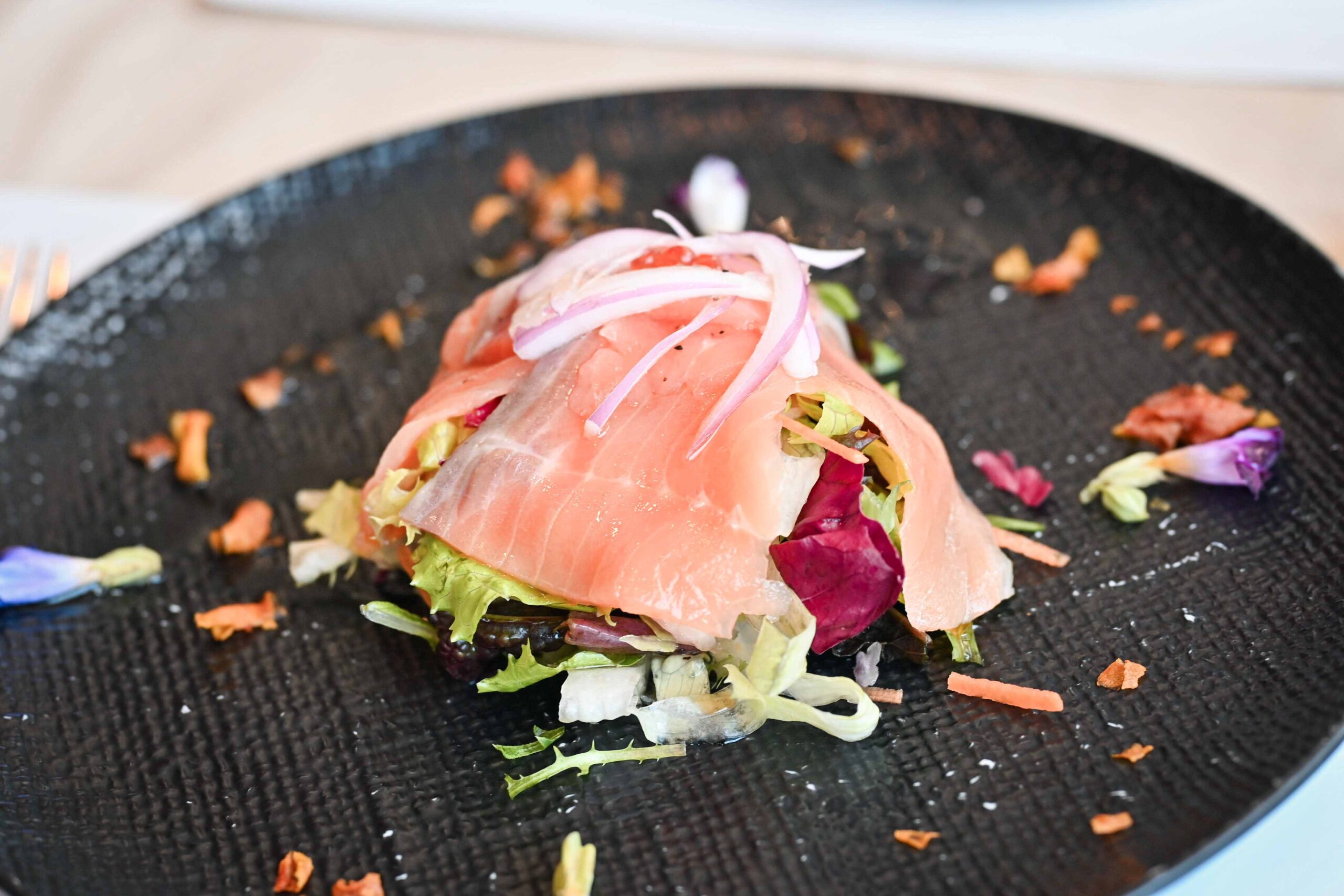 【板橋美食】老派西餐｜特香齋：比想像更厲害的復古排餐店(菜單) @厚片嘴角帶便當