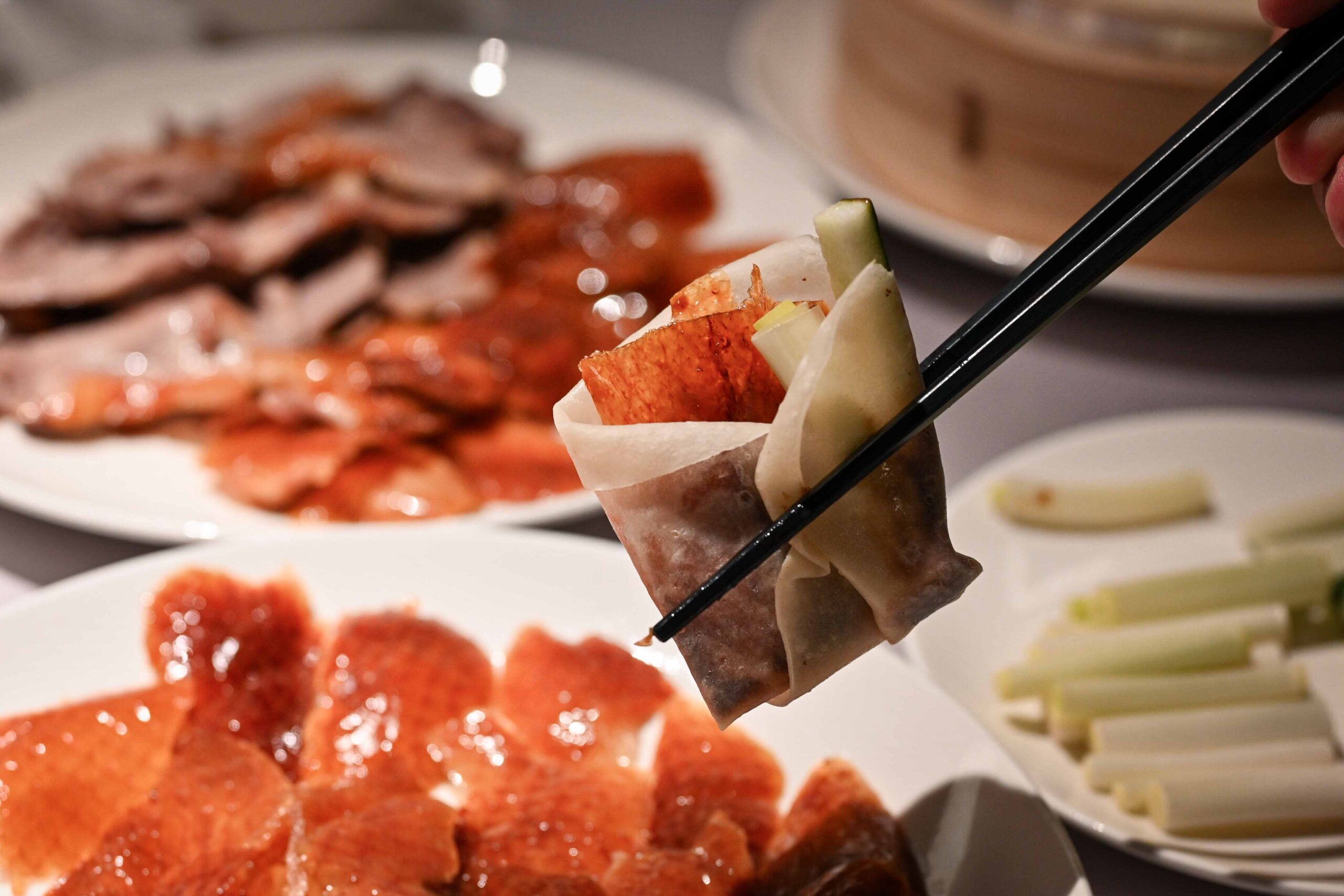 【忠孝復興美食】春申食府，台北東區的高CP值上海菜，鴨架湯到甜點通通都不雷(菜單) @厚片嘴角帶便當