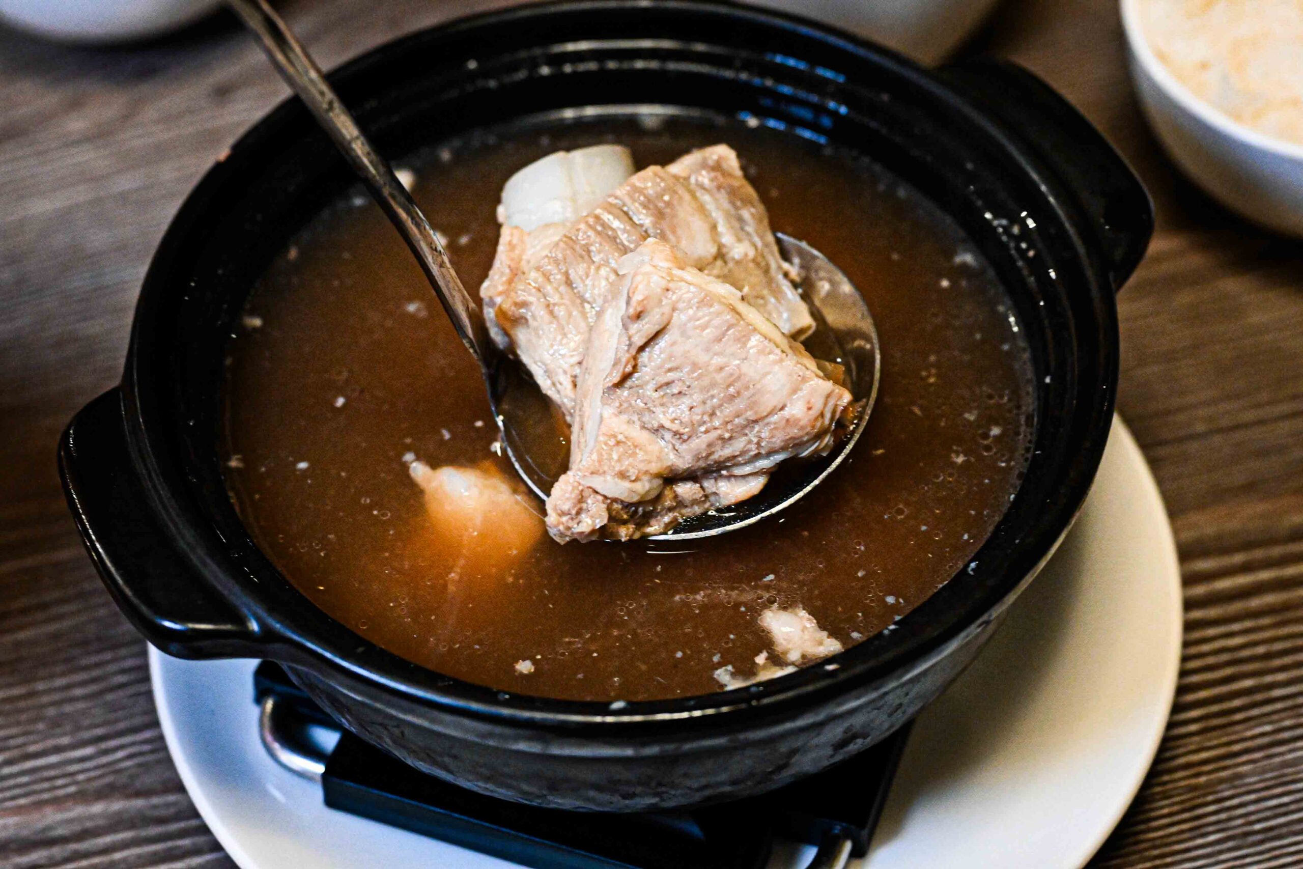 【東區美食】連7年米其林一星不是假的！王品引進「莆田」竟然不貴又超好吃 (菜單) @厚片嘴角帶便當