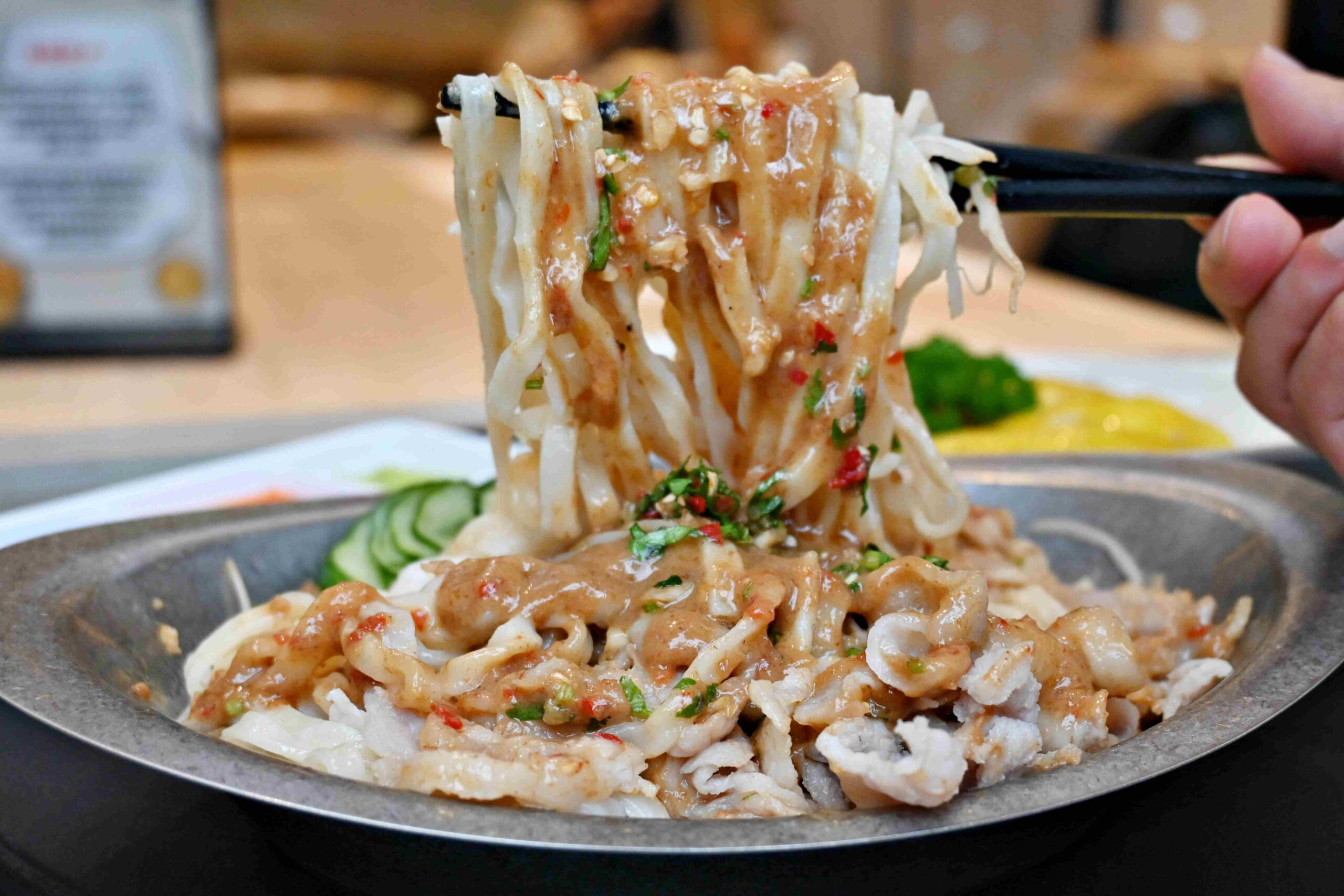 【信義區美食推薦】瑞記海南雞飯，林宥嘉私藏愛店＋Joeman吃過推薦，爆紅新熱點(菜單)(寵物友善) @厚片嘴角帶便當