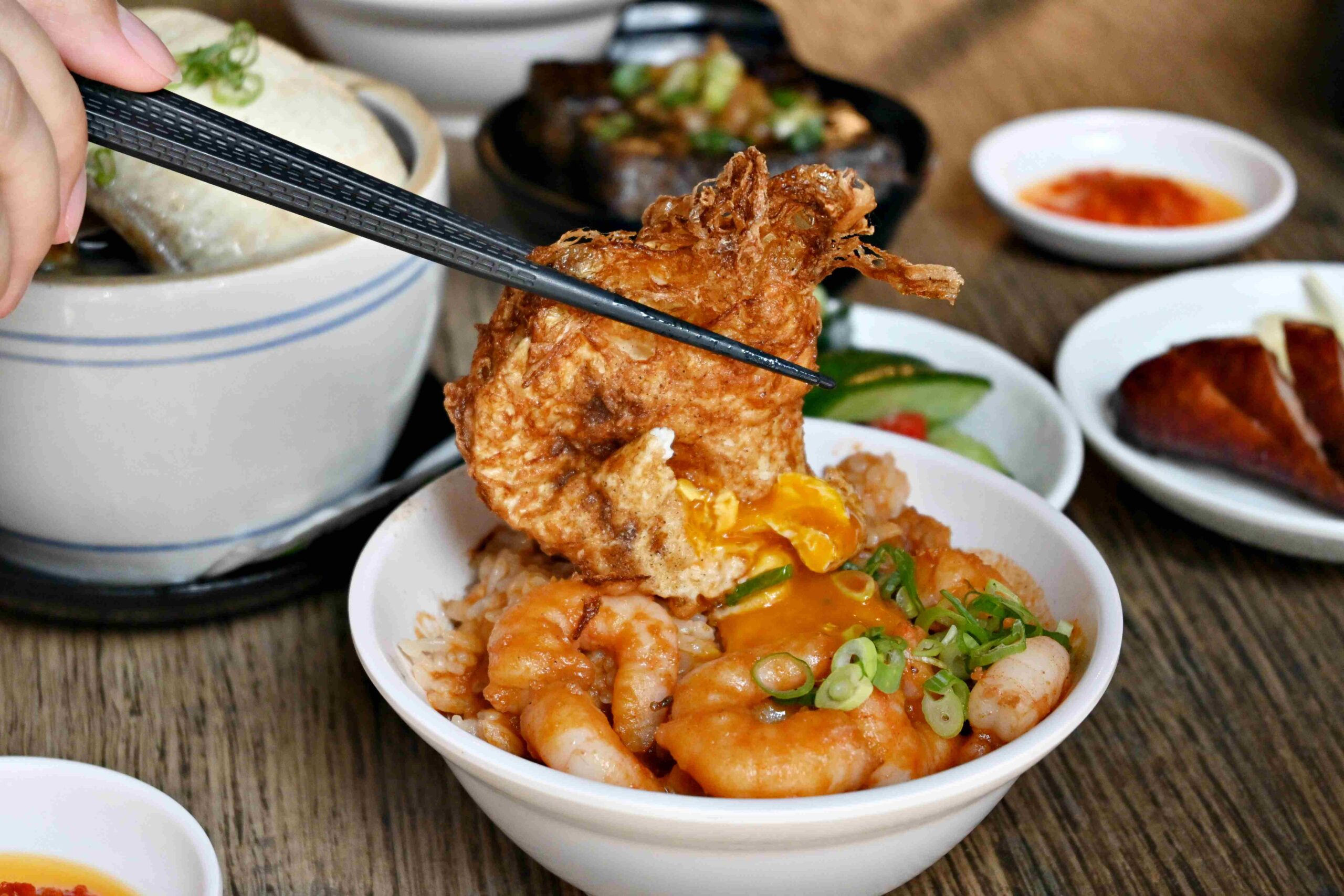【北門站美食推薦】北門蝦仁飯·煲湯｜在地人狂推蝦仁飯與煲湯專門店！(菜單) @厚片嘴角帶便當