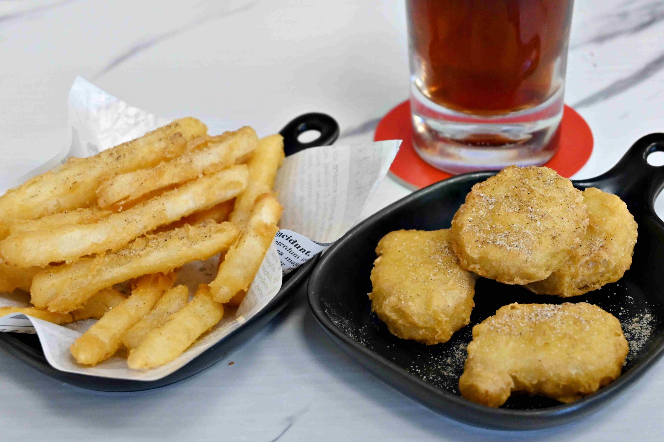 【新莊美食】新莊最舒服的早午餐店？日日麗BRUNCH超寬敞好吃又不貴(菜單) @厚片嘴角帶便當