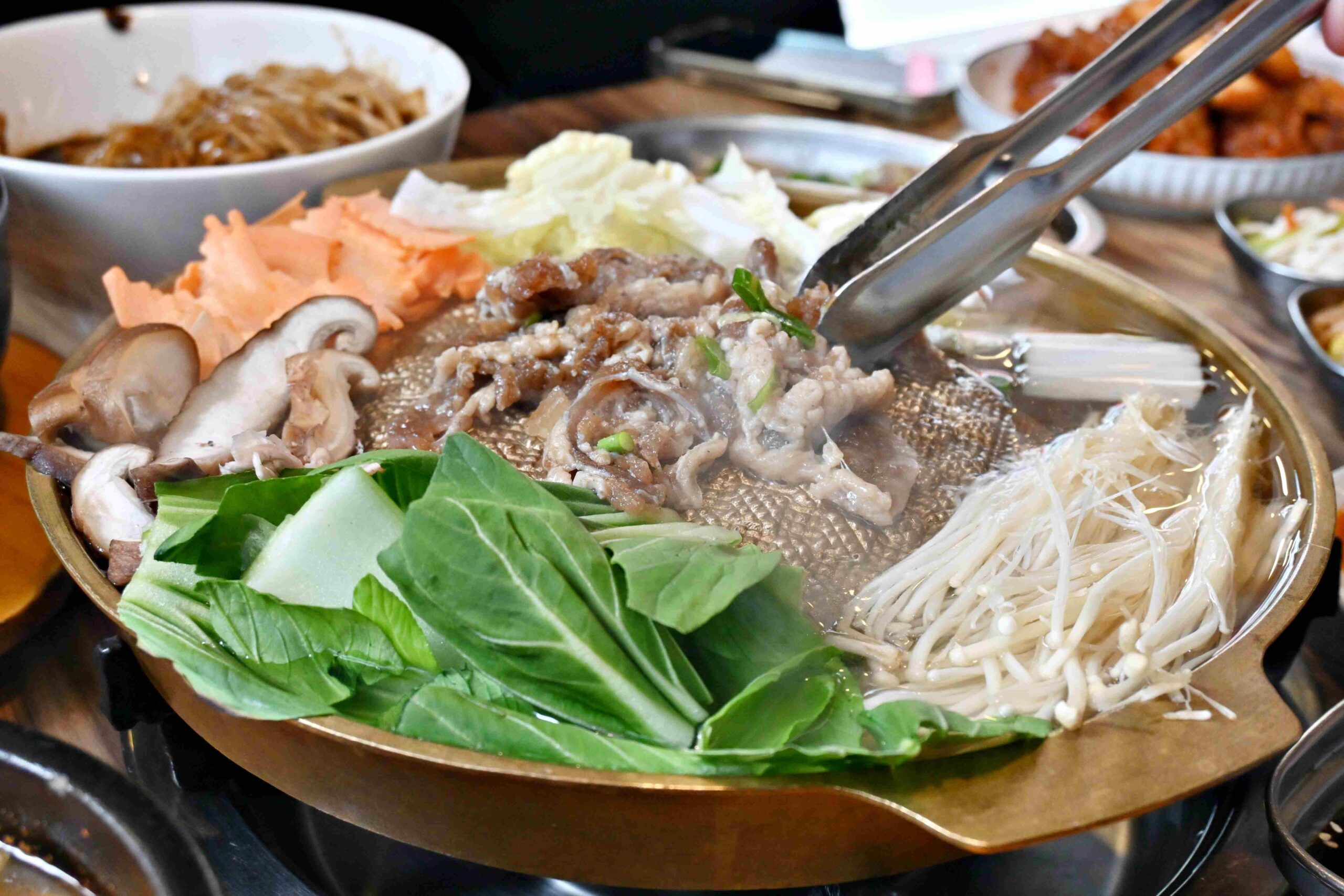 【新莊美食】海雲韓式料理,CP值超高、牛肉炸雞都好吃!(菜單) (寵物友善) @厚片嘴角帶便當 【新莊美食】海雲韓式料理,CP值超高、牛肉炸雞都好吃!(菜單) (寵物友善) @厚片嘴角帶便當