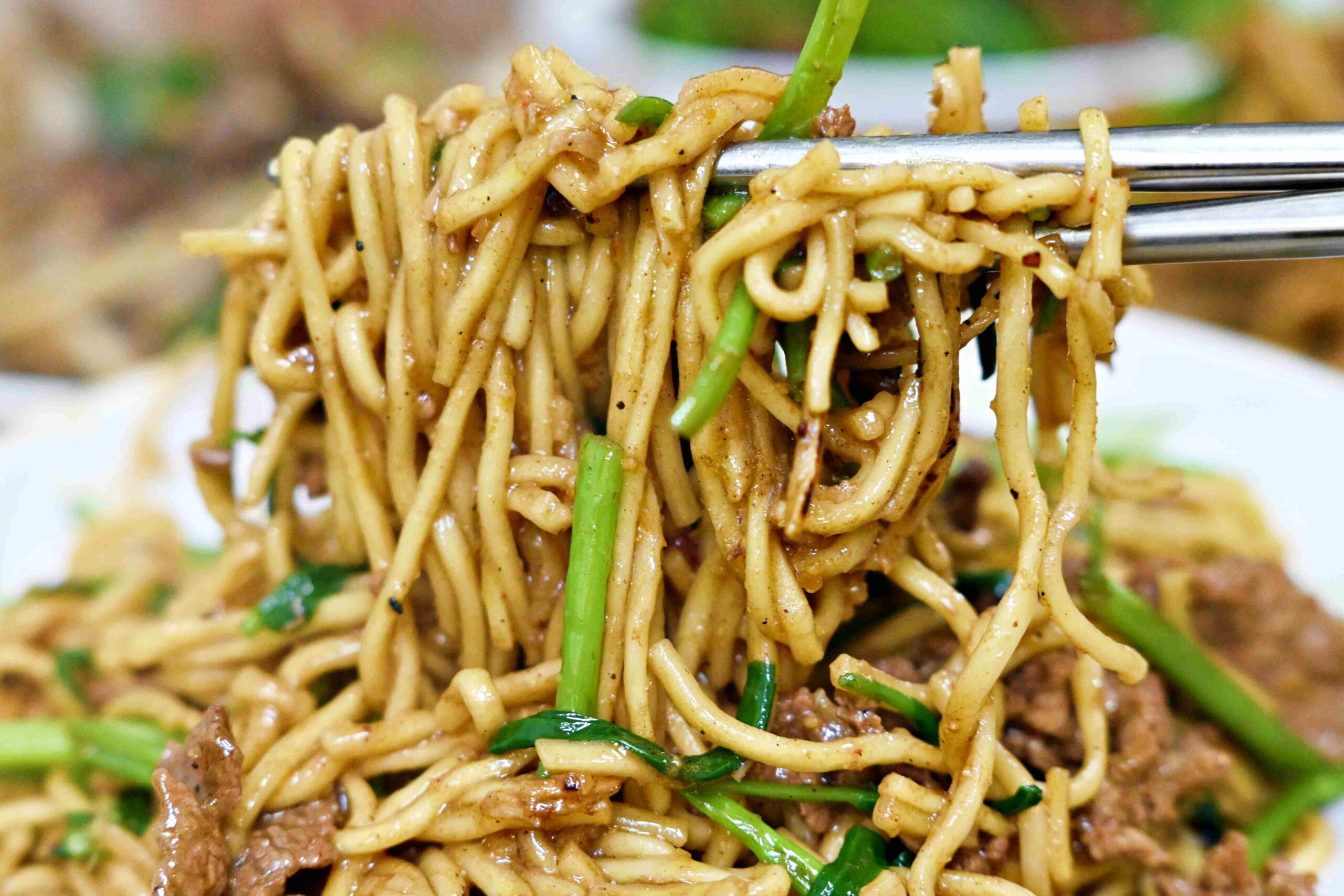 【華西街美食】郭家炒牛肉，華西街飄香超過八十年的老牌快炒推薦(菜單) @趙先生吃飯