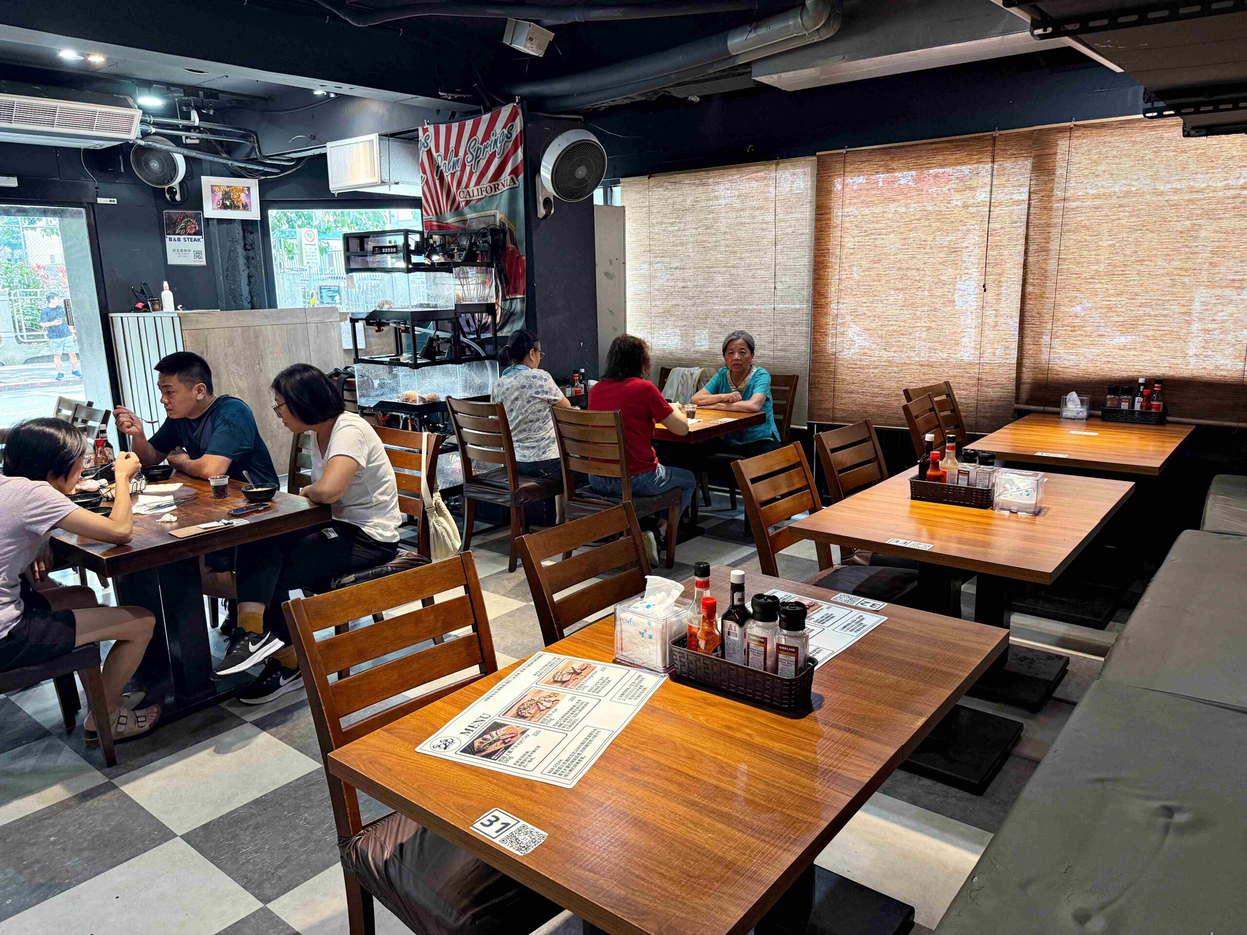 【台北牛排推薦】B&#038;B STEAK福德店，$500就能吃到A5和牛＋自助吧超狂組合（菜單）(寵物友善) @厚片嘴角帶便當