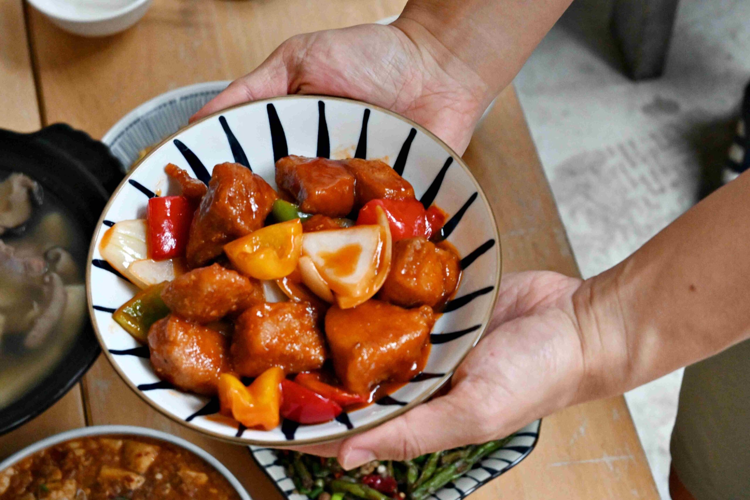 【松山區美食】招治飯店，五星主廚用味道告訴你為什麼值得排隊(菜單) @厚片嘴角帶便當