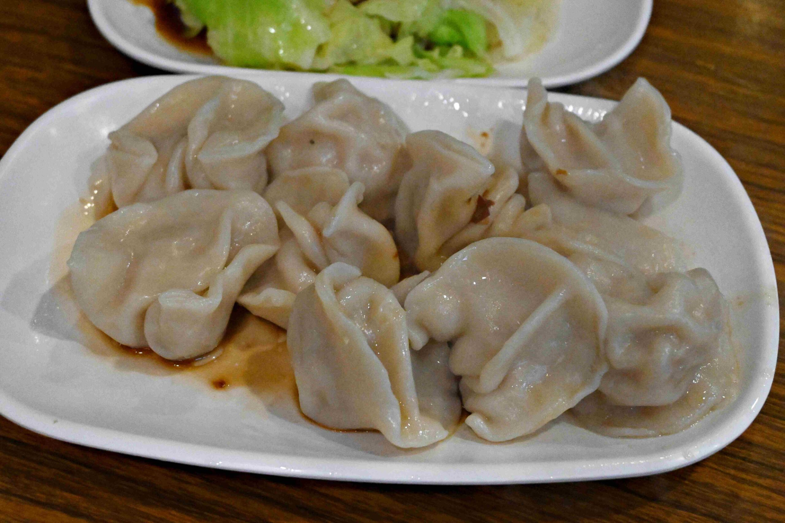 排隊也要吃的台南意麵水餃！西門站附近宵夜超人氣老味道 @厚片嘴角帶便當