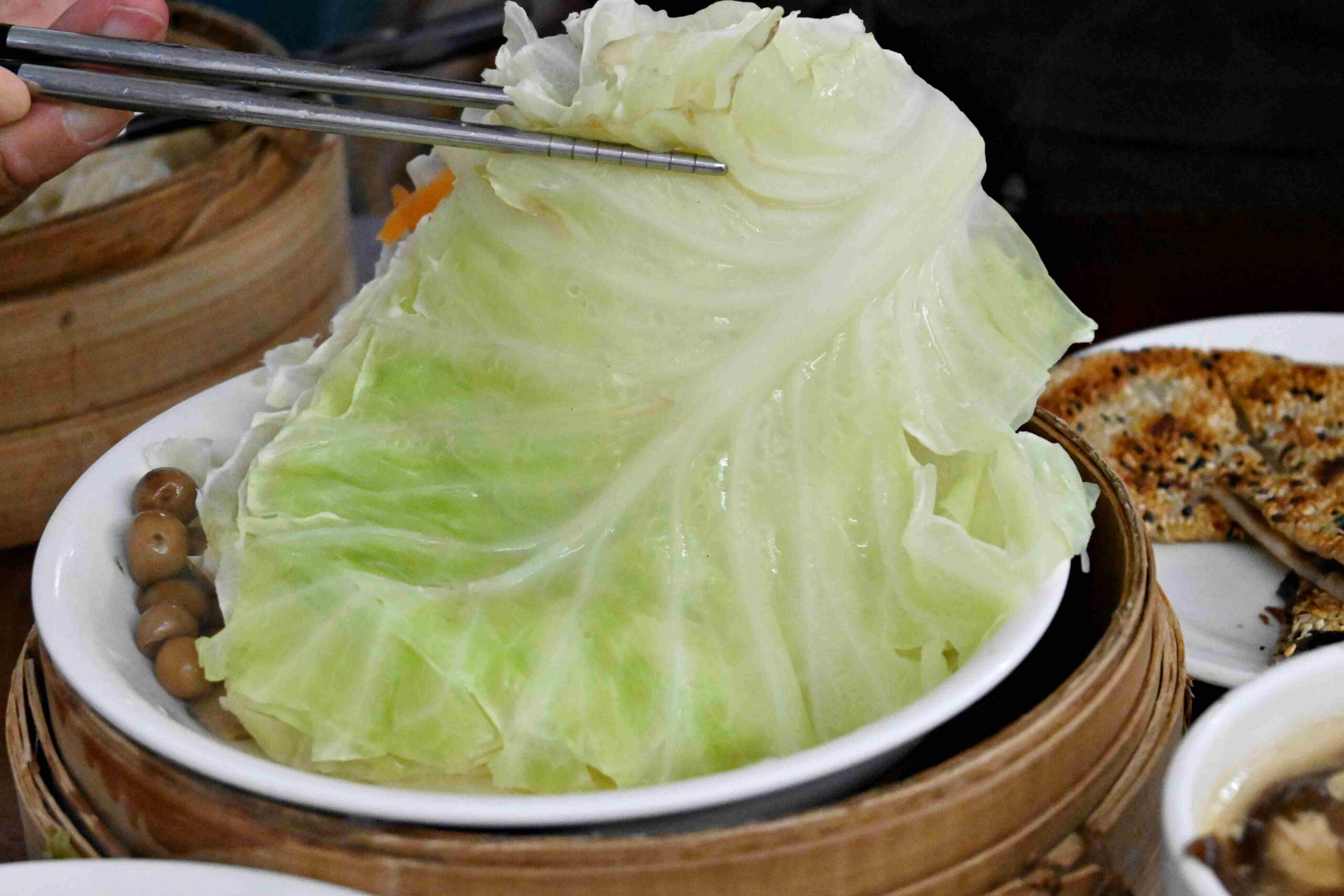 【文山區美食】福鼎湯包店，在地人最推！平價鼎泰豐，兩百元就吃到飽 @厚片嘴角帶便當