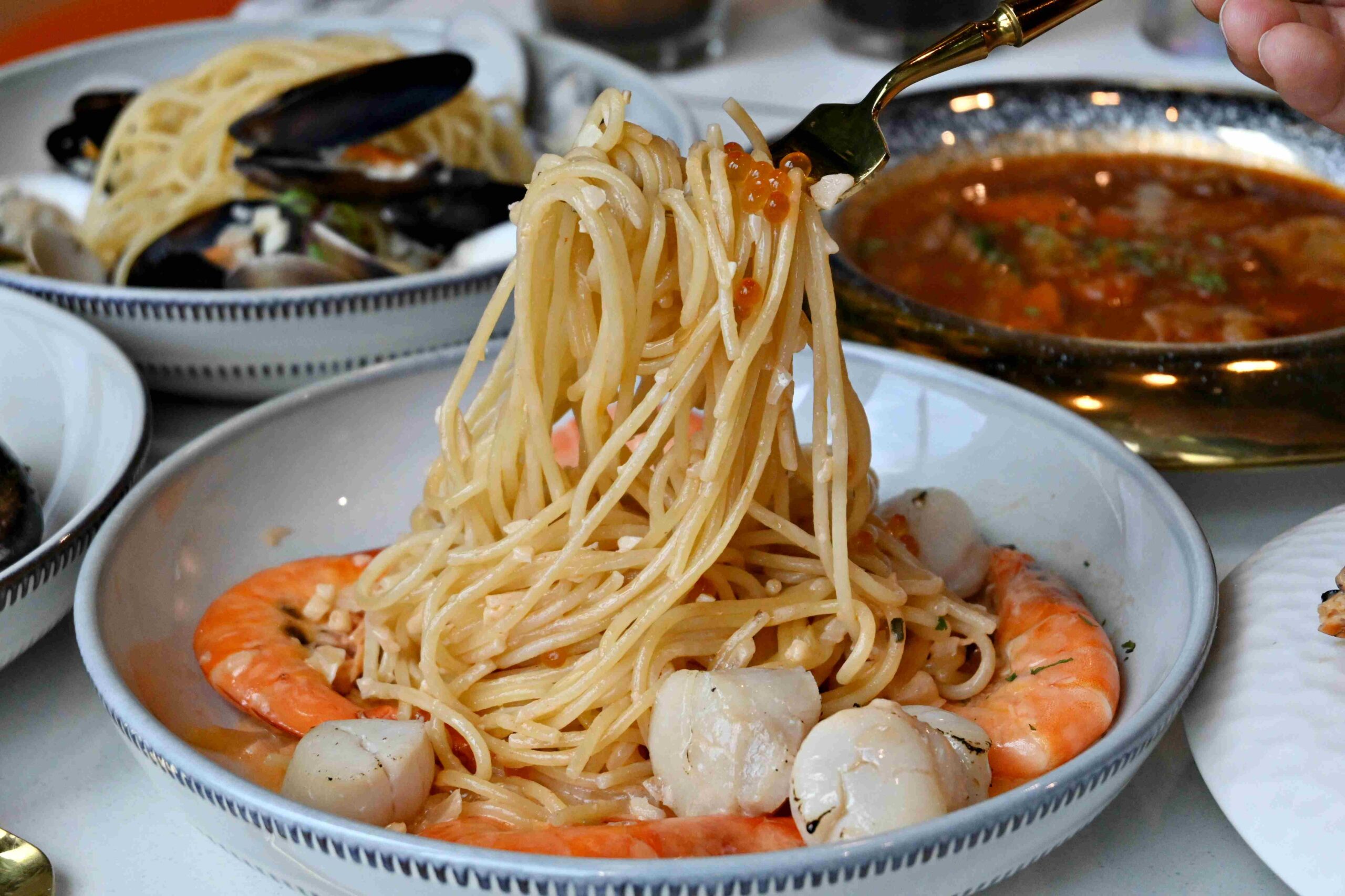 【市政府站美食】金叉子義廚微風信義店好吃嗎？這幾道真的猛(菜單) @厚片嘴角帶便當