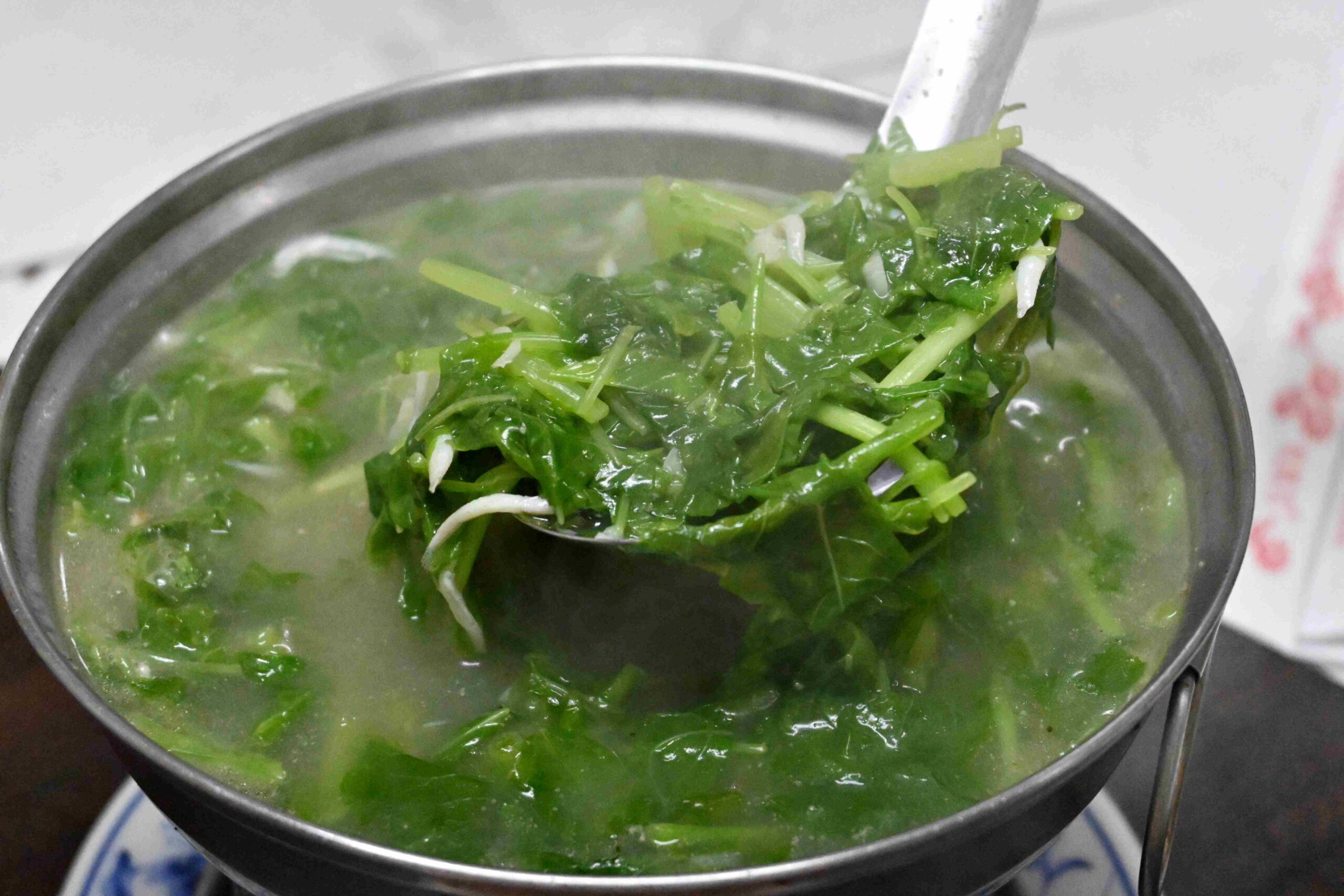 【西門平價美食】我家川菜，五菜一湯不到$200！便宜又好吃就是王道(菜單) @厚片嘴角帶便當