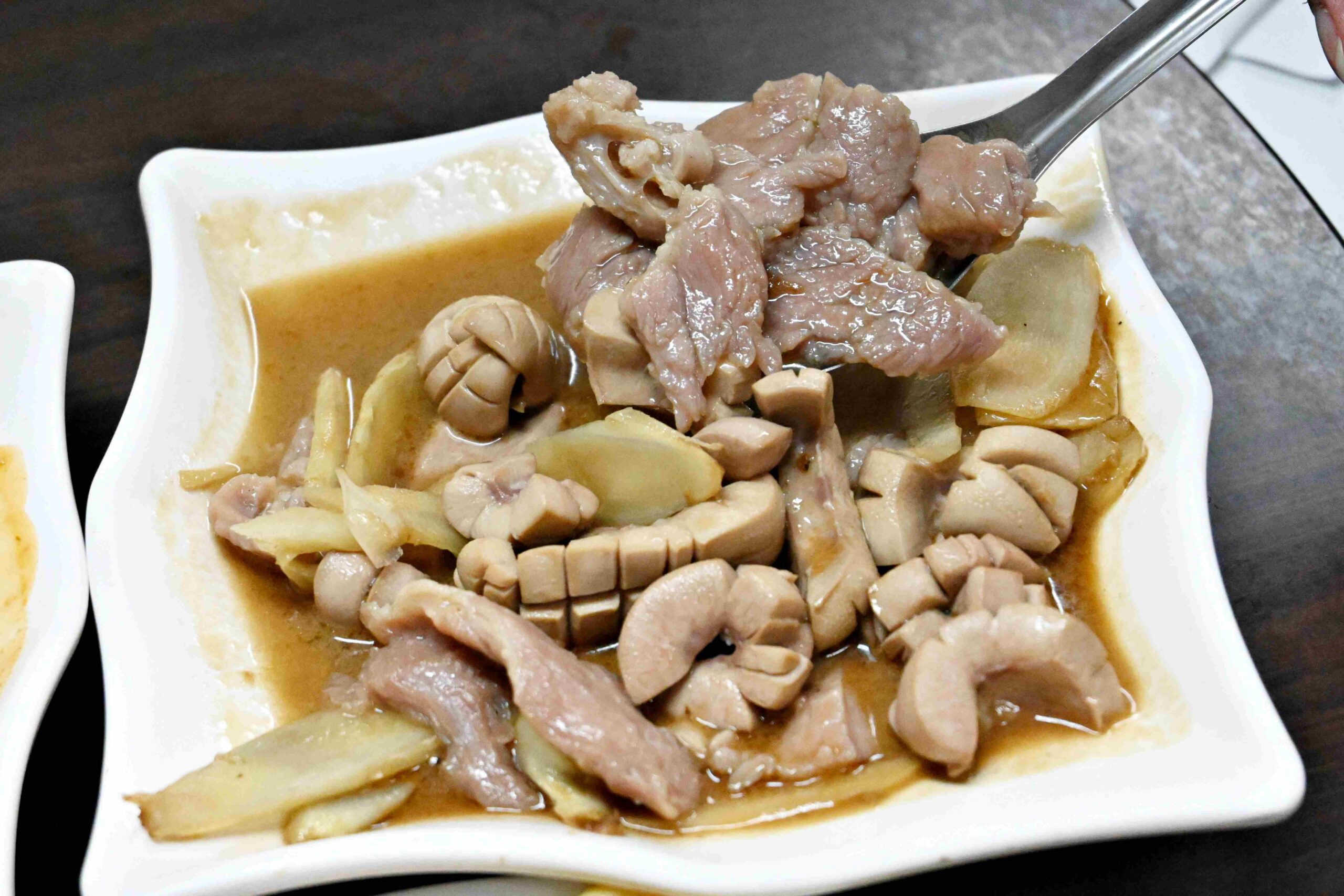 【三重美食】餓店蒸氣吐司，一週只賣三天的吐司專門店推薦 (菜單)(更新) @厚片嘴角帶便當