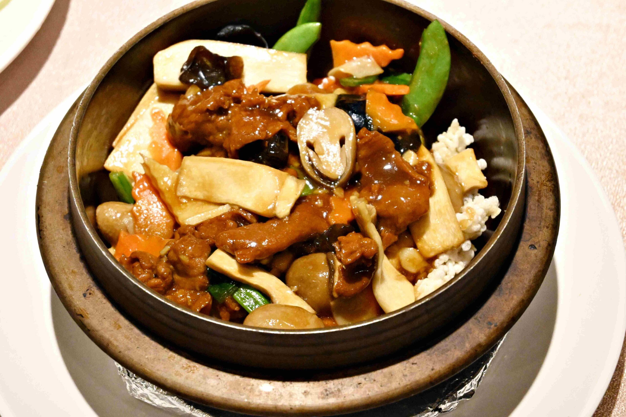 【松江南京美食】逸香樓：經典北平烤鴨、酸菜白肉鍋大滿足 @厚片嘴角帶便當