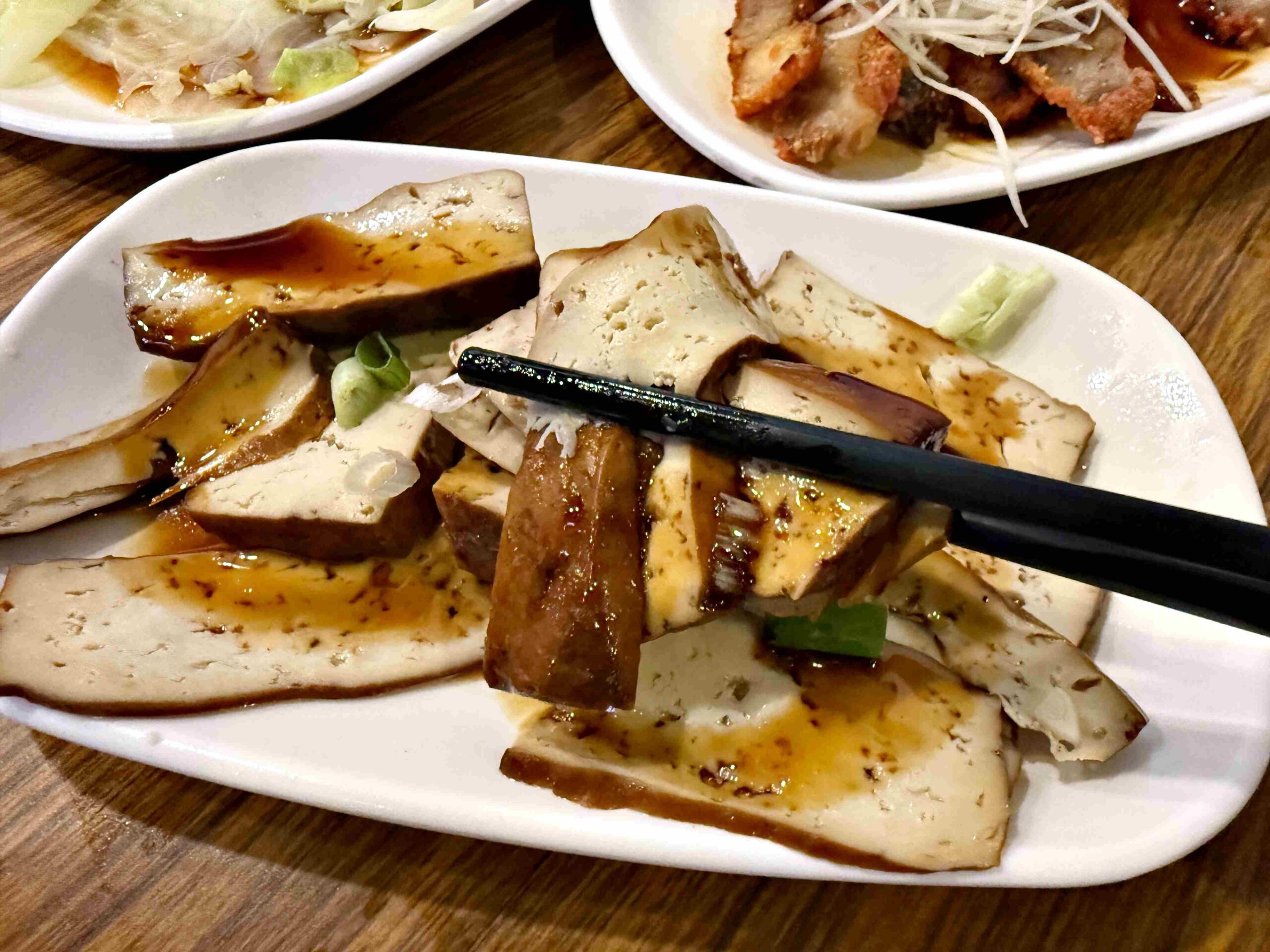 排隊也要吃的台南意麵水餃！西門站附近宵夜超人氣老味道 @厚片嘴角帶便當