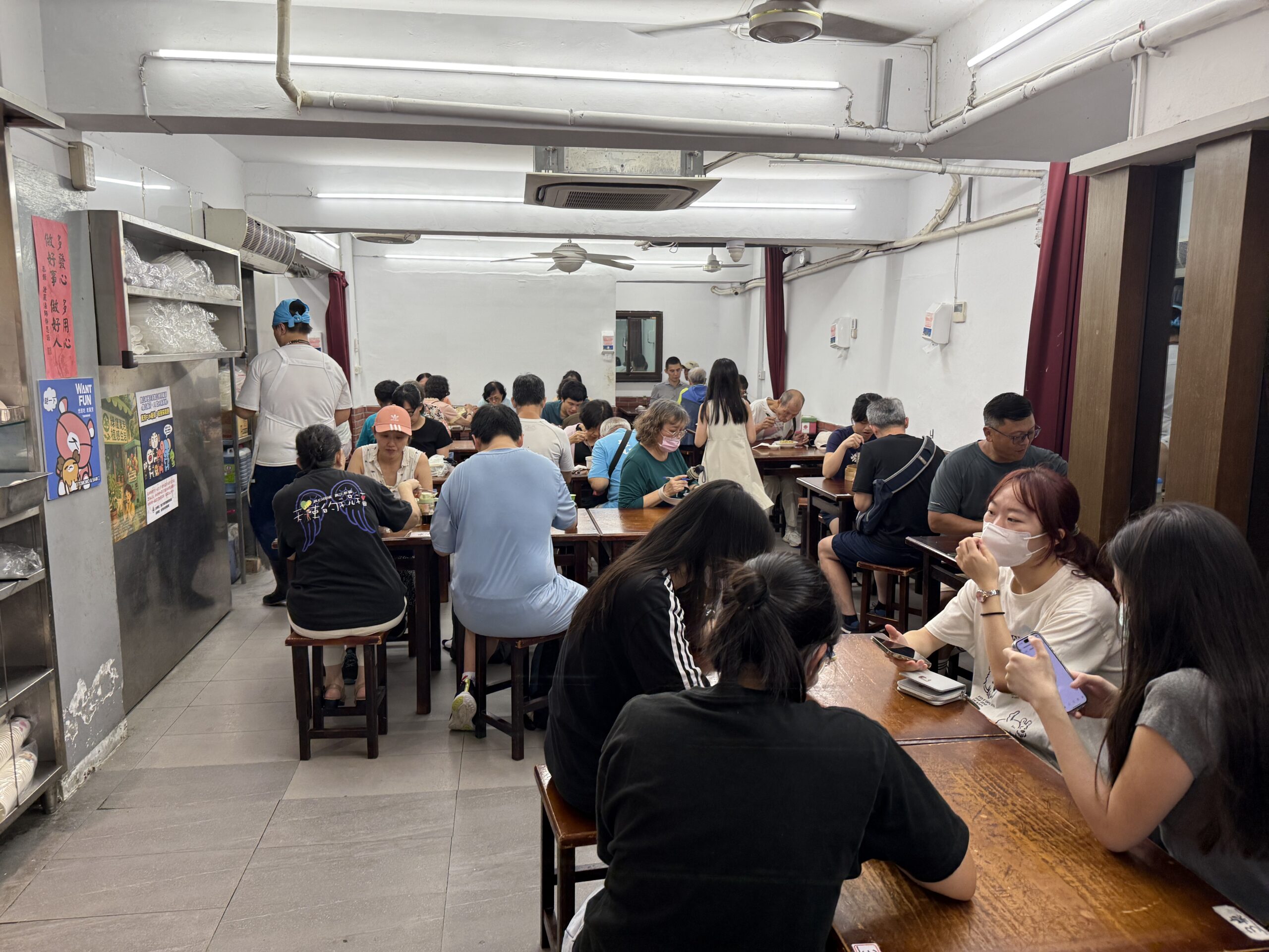 【文山區美食】福鼎湯包店，在地人最推！平價鼎泰豐，兩百元就吃到飽 @厚片嘴角帶便當