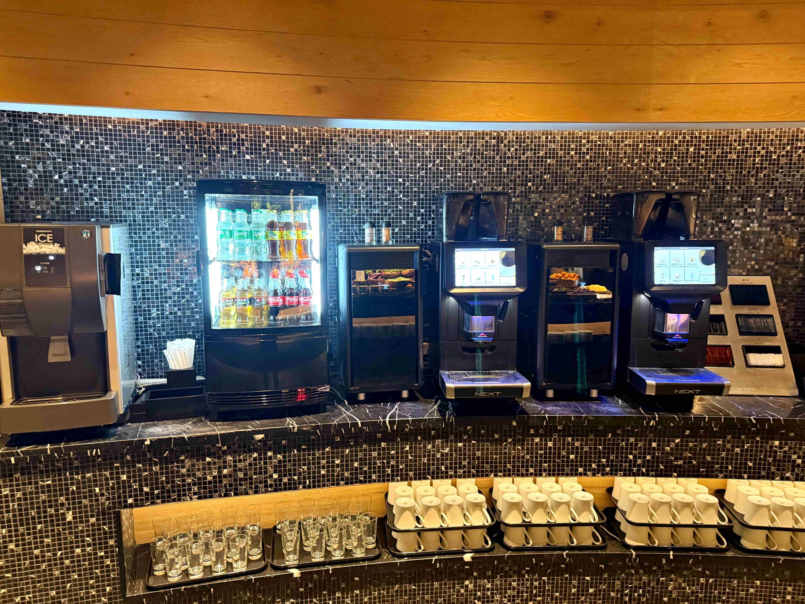 【中山吃到飽推薦】晶華酒店栢麗廳最新客家主題太驚喜，熱食區真的每樣都好吃！ @厚片嘴角帶便當
