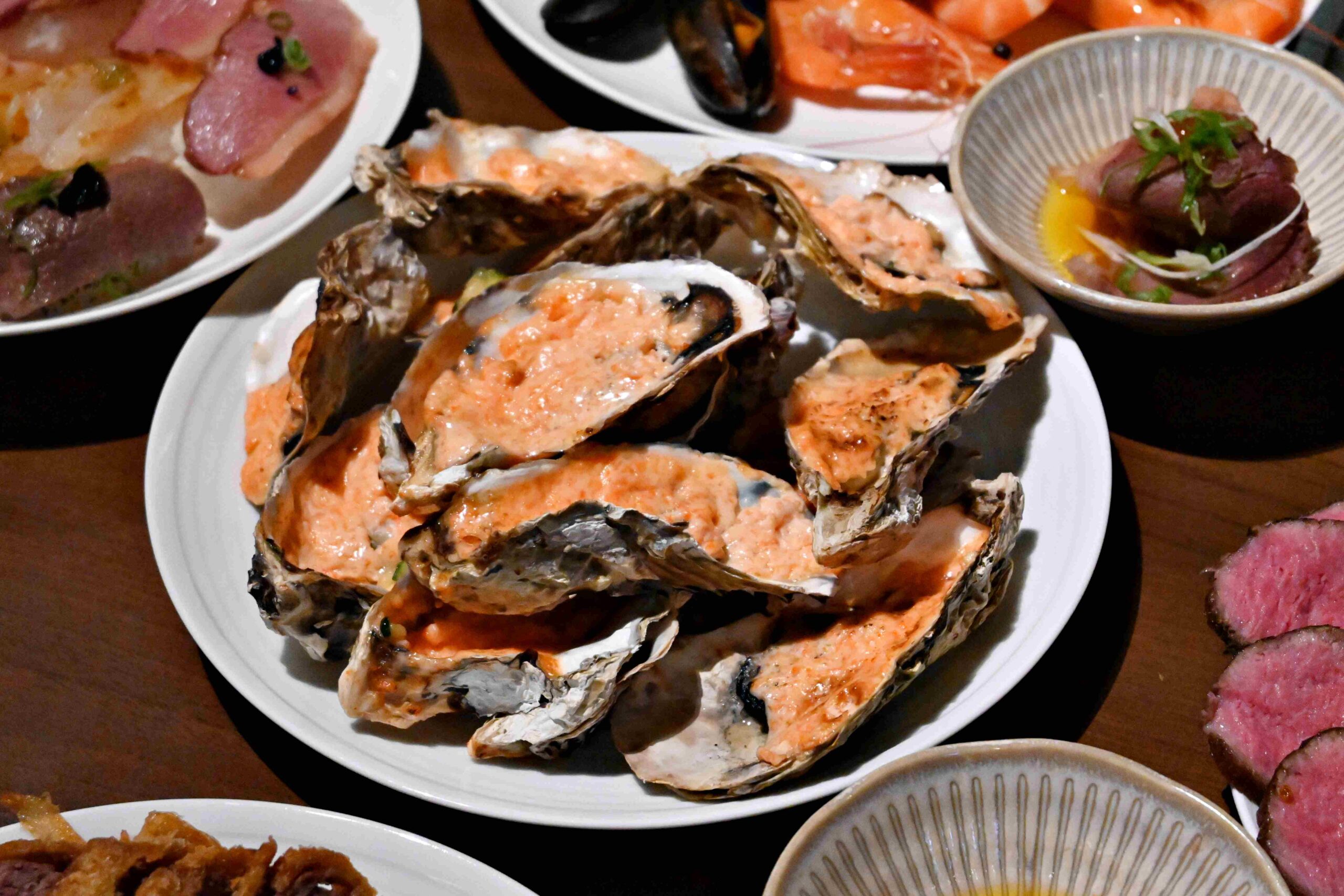 【南京復興站美食】Brilliant 鉑麗安自助餐廳｜F1牛肉、海鮮、甜點一次滿足 @厚片嘴角帶便當