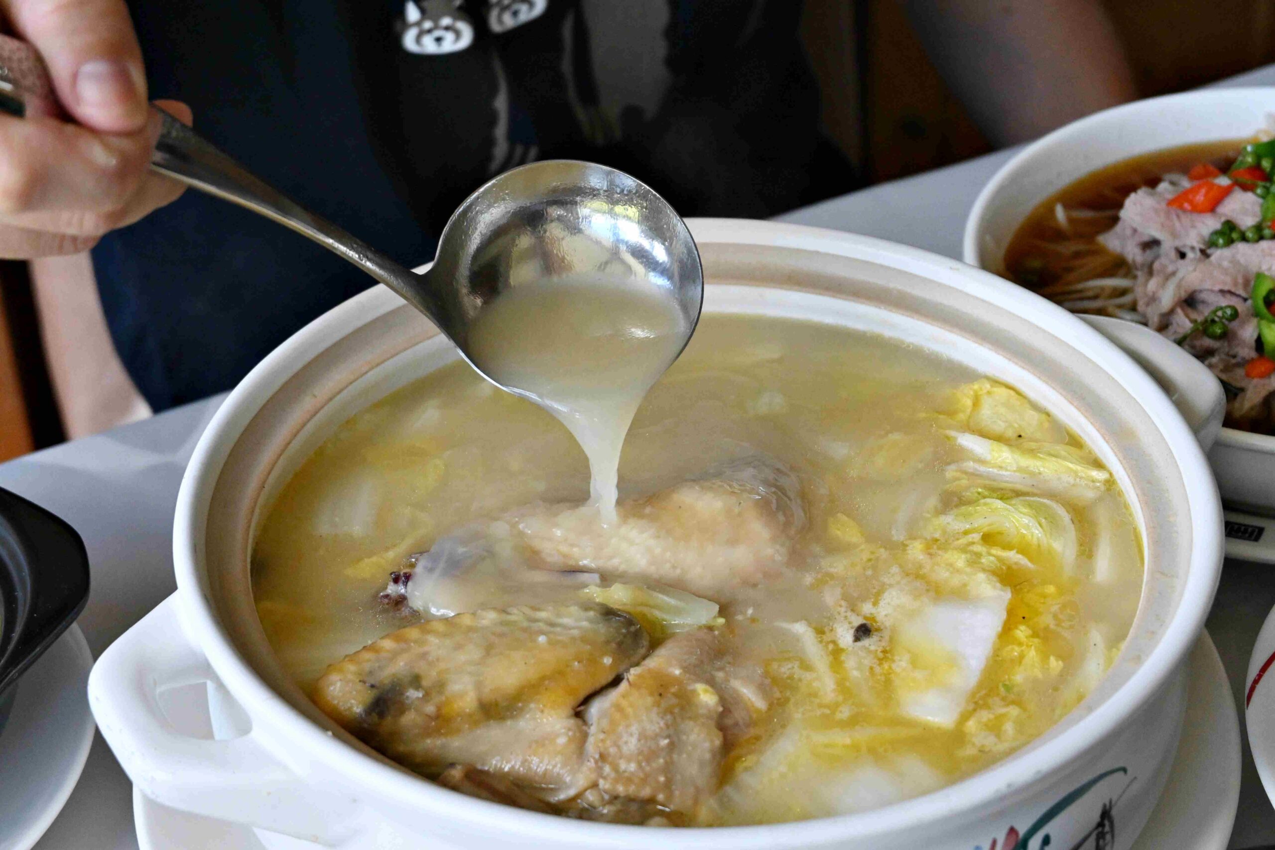 【林口美食推薦】林口聚餐必收！國賓經典川粵菜，道地川粵風味一次滿足(菜單) @厚片嘴角帶便當
