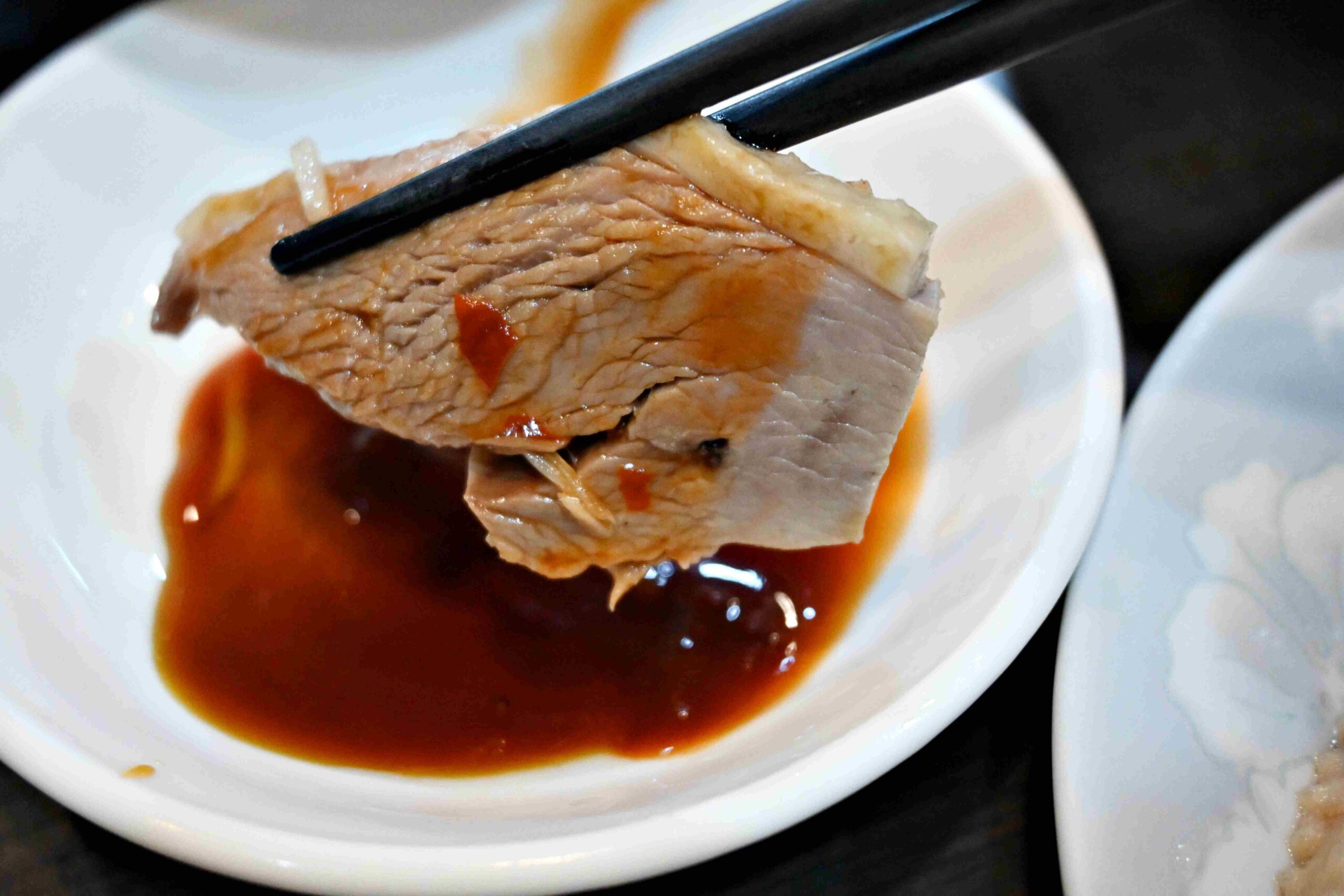 【內湖美食】牛閣精緻麵館-內科店，(二訪)文德港墘牛肉麵推薦！(菜單) @厚片嘴角帶便當