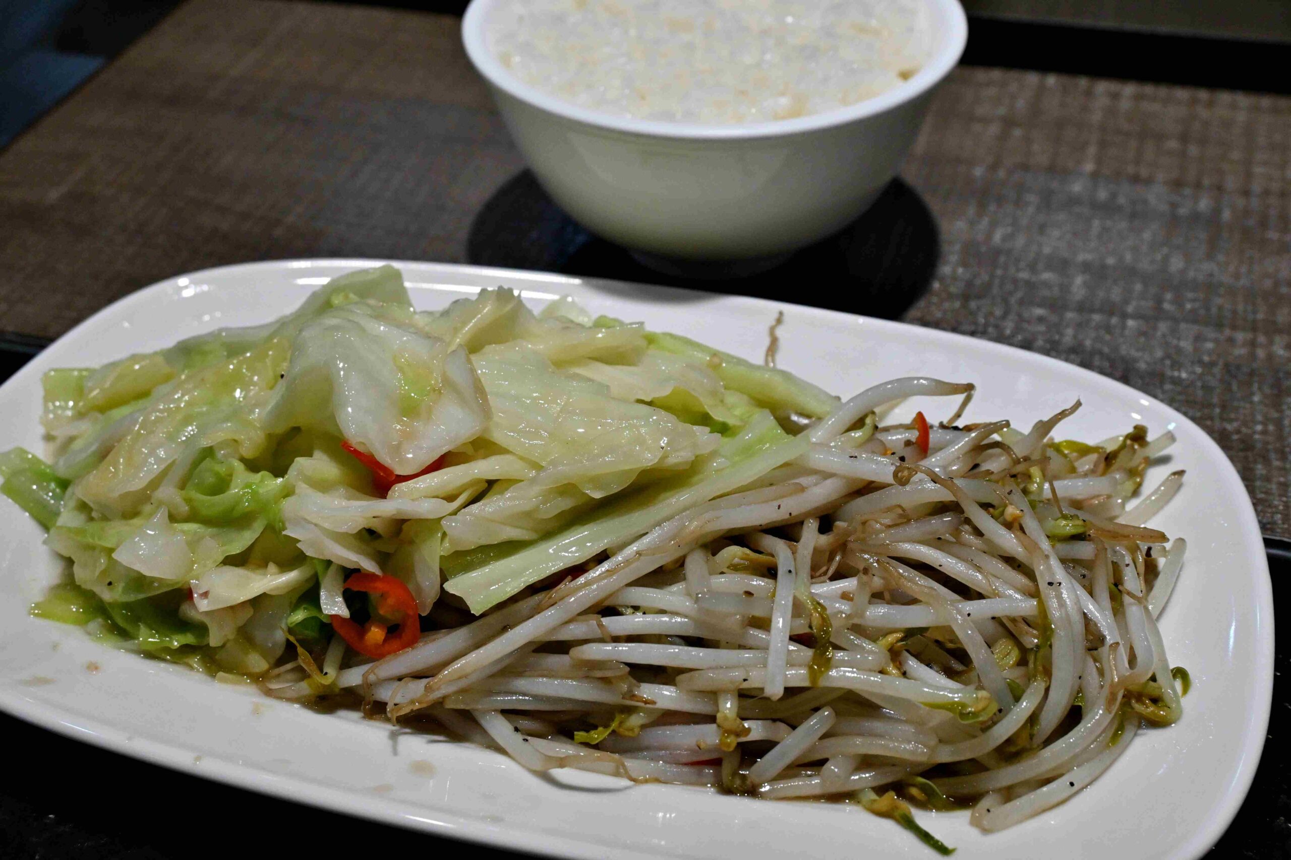 【新莊美食推薦】松阪屋鐵板燒，30年手藝傳承的平價鐵板燒，隱藏版好店(菜單)！ @厚片嘴角帶便當