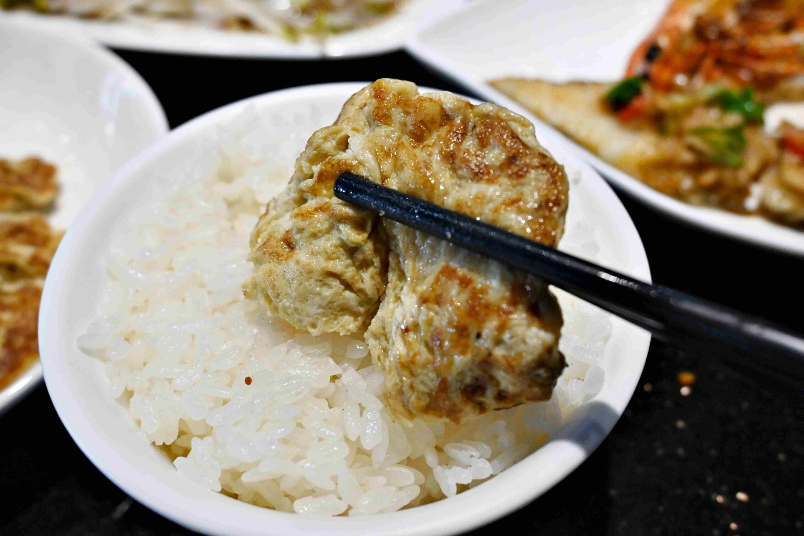 【新莊美食推薦】松阪屋鐵板燒，30年手藝傳承的平價鐵板燒，隱藏版好店(菜單)！ @厚片嘴角帶便當